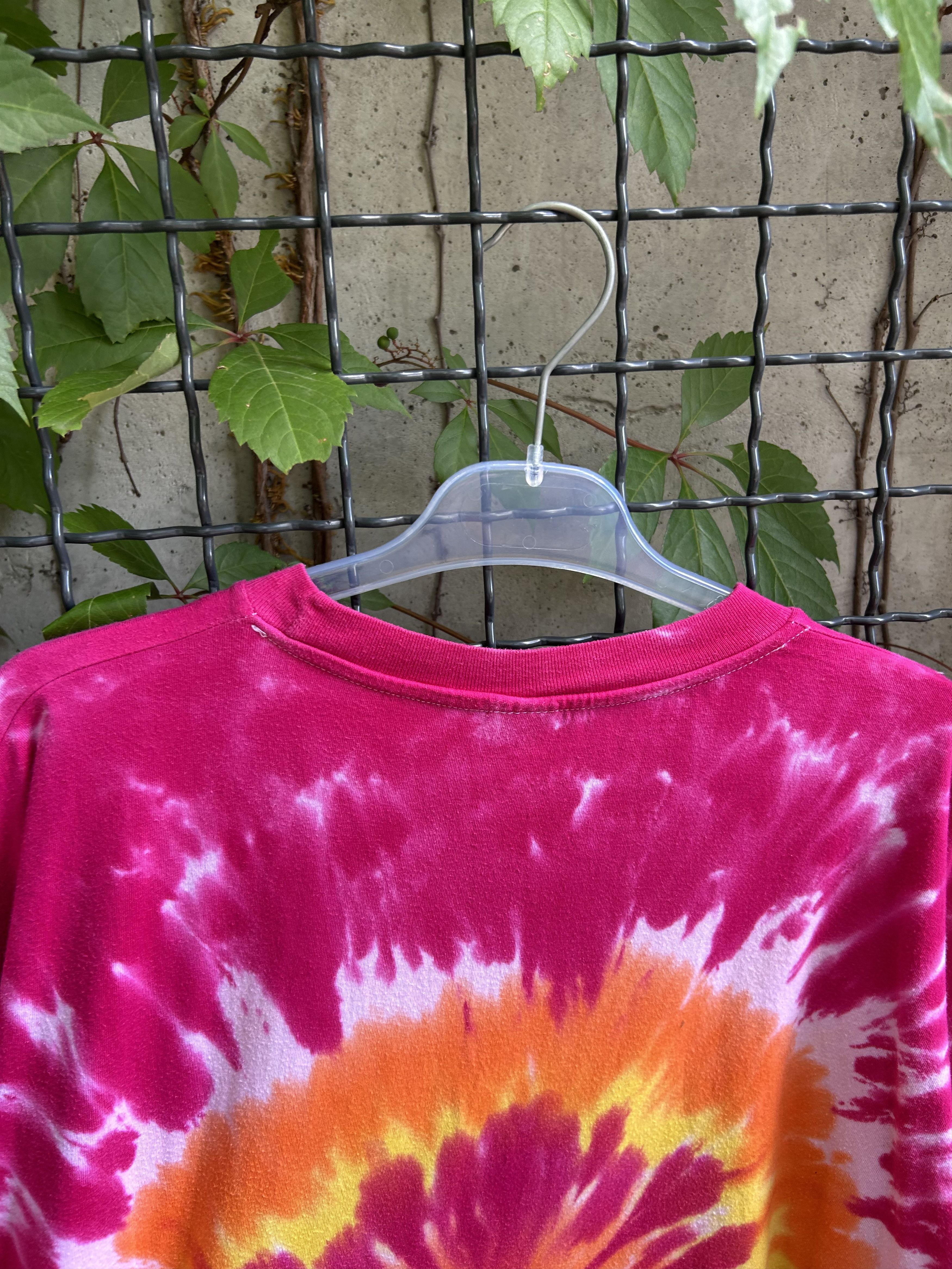 Band Tees Vintage 90s Levellers Rock Band Tie Dye T-shirt Size US XL / EU 56 / 4 - 9 Thumbnail