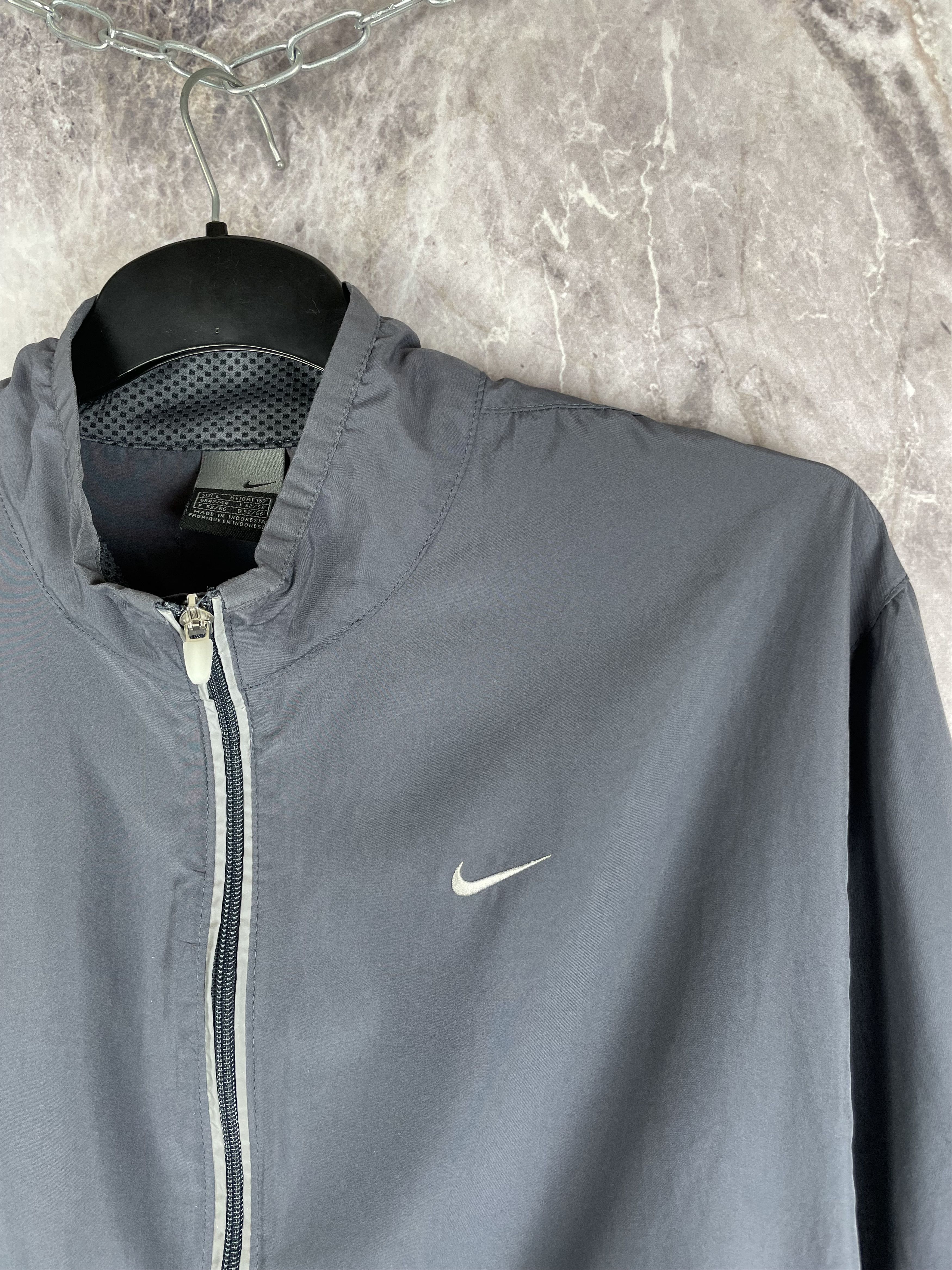 Nike Nike 90s vintage nylon jacket Size US L / EU 52-54 / 3 - 4 Thumbnail