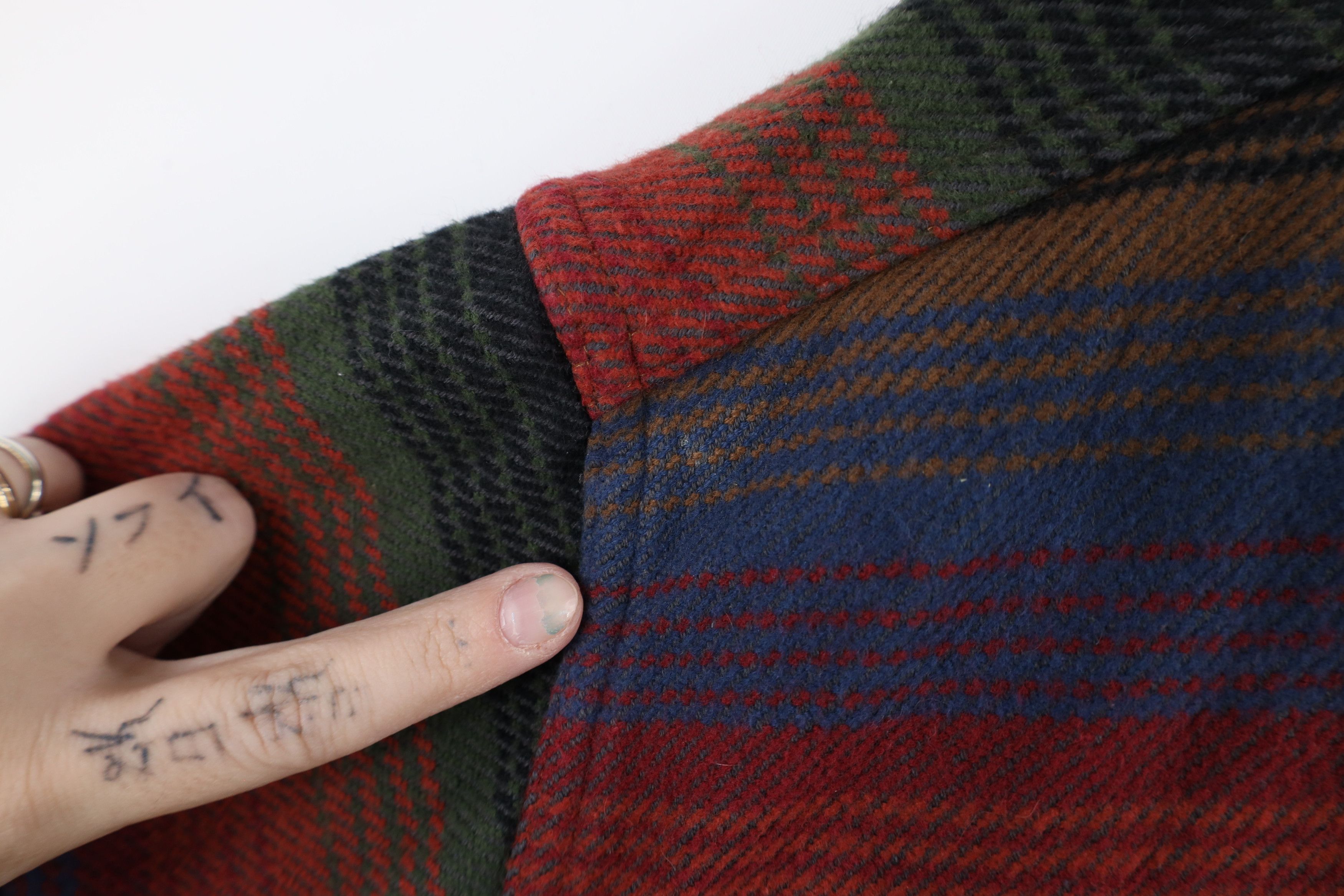 Vintage Vintage 90s Streetwear Rainbow Striped Flannel Button Shirt Size US XXL / EU 58 / 5 - 6 Thumbnail
