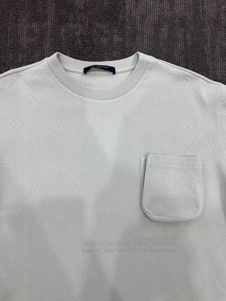 Louis Vuitton Louis Vuitton short sleeves Size US S / EU 44-46 / 1 - 3 Thumbnail