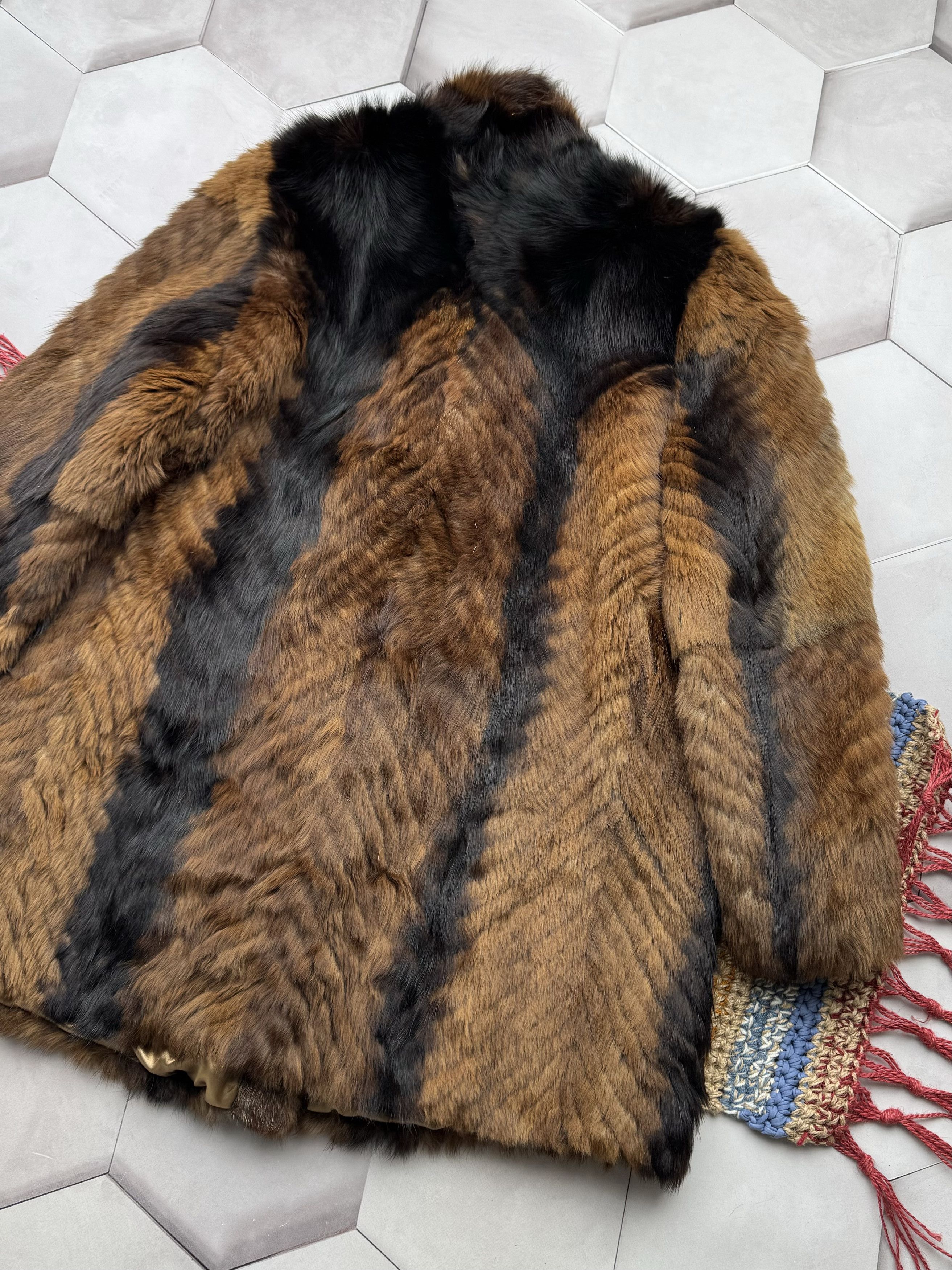 Japanese Brand Vintage Real Fur Coat (E4) Size L / US 10 / IT 46 - 8 Thumbnail