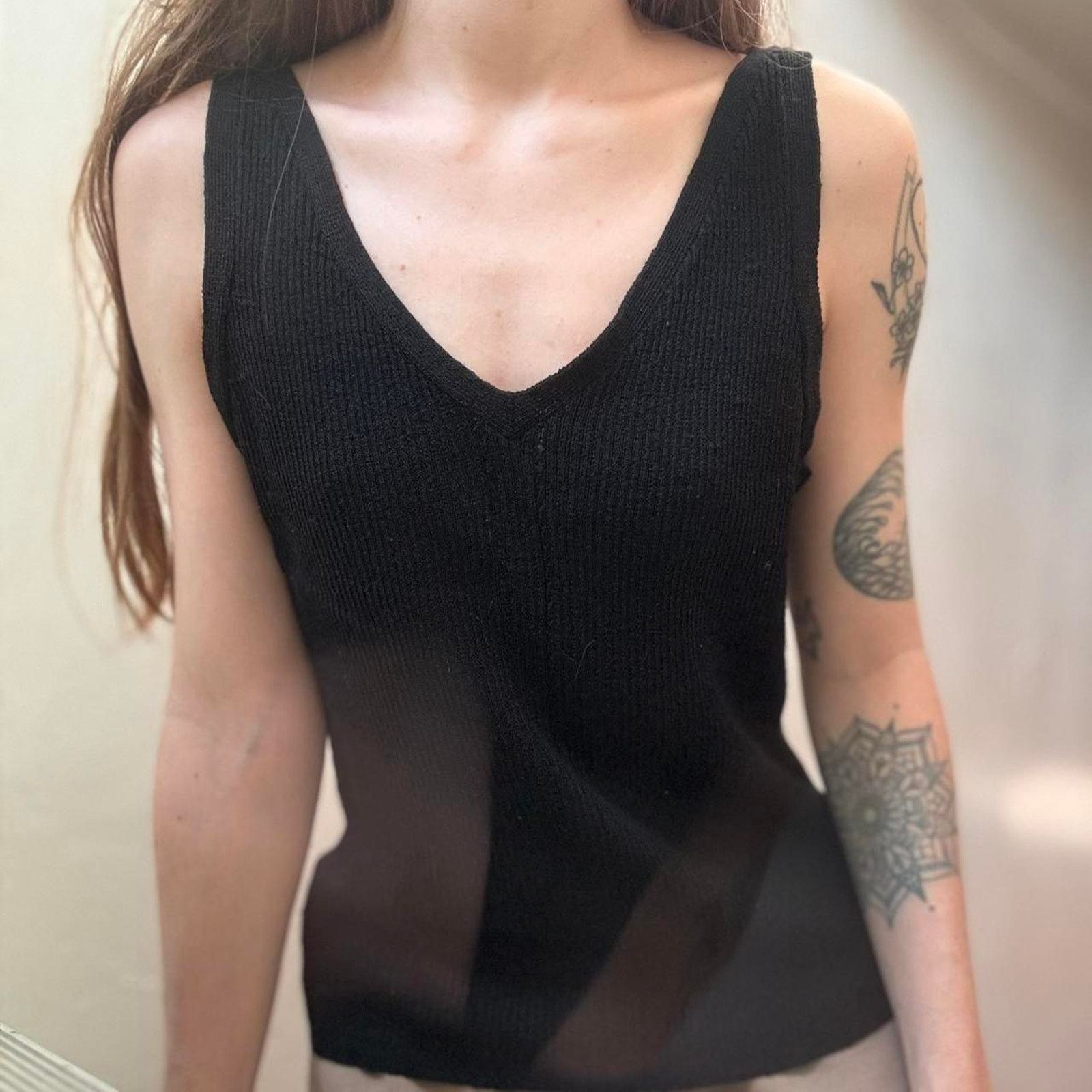 Vintage Vintage Finity Studio Classic Black Tank Top Small 90s Y2K Size S / US 4 / IT 40 - 1 Thumbnail