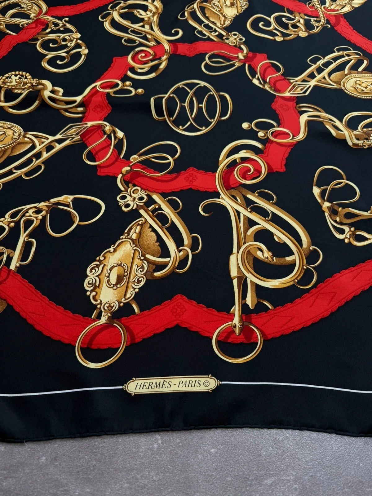 Hermes Hermès châles shawls vintage luxury old money 1980s Size ONE SIZE - 4 Thumbnail