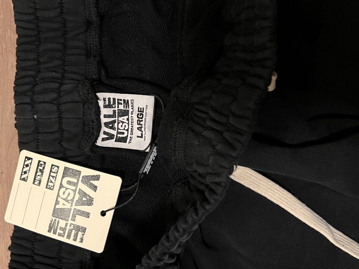 Vale Vale forever prison break sweats size L Size US 34 / EU 50 - 6 Thumbnail