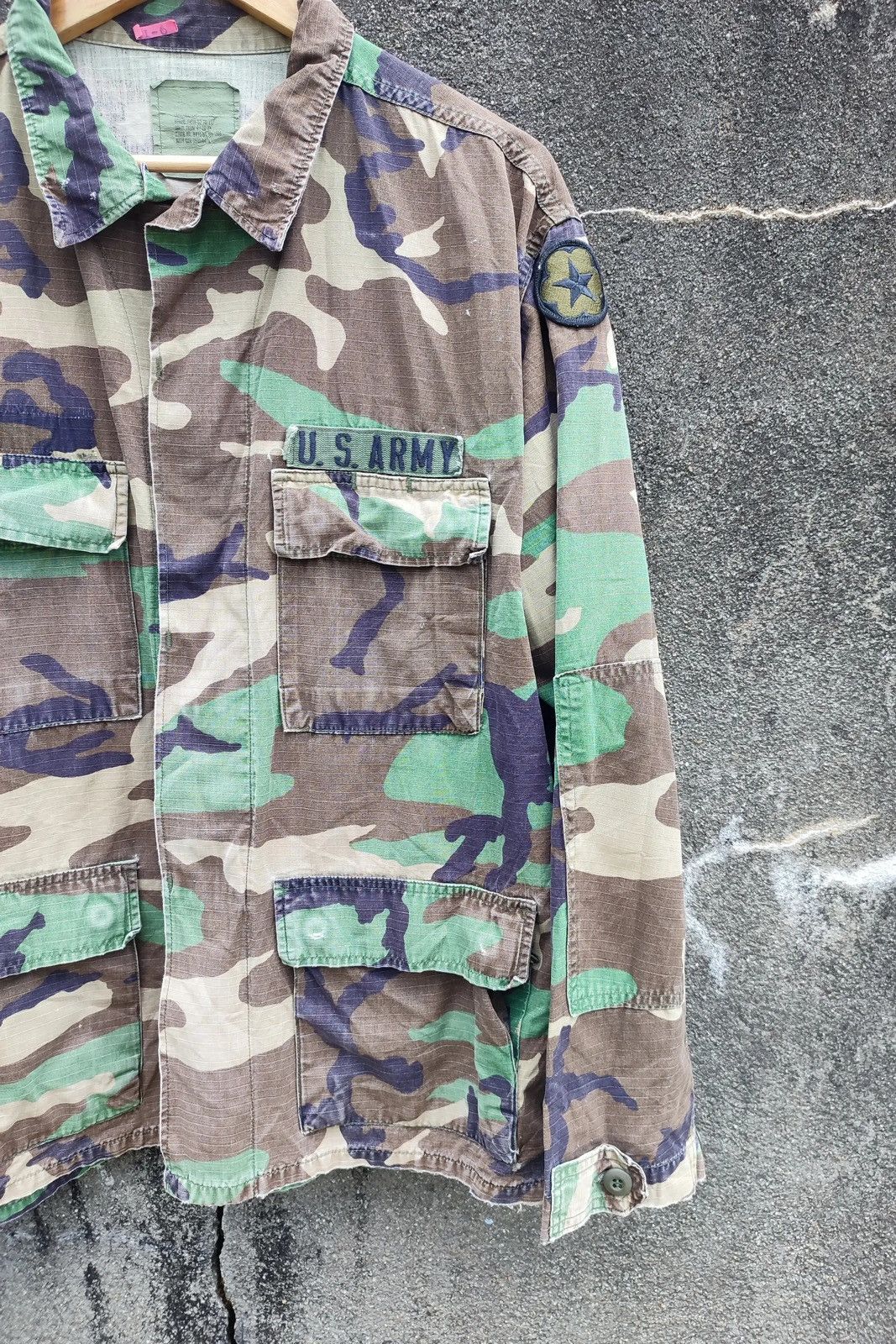Vintage Vintage U.S. Army Woodland Camouflage BDU Jacket (1986) Size US L / EU 52-54 / 3 - 8 Thumbnail