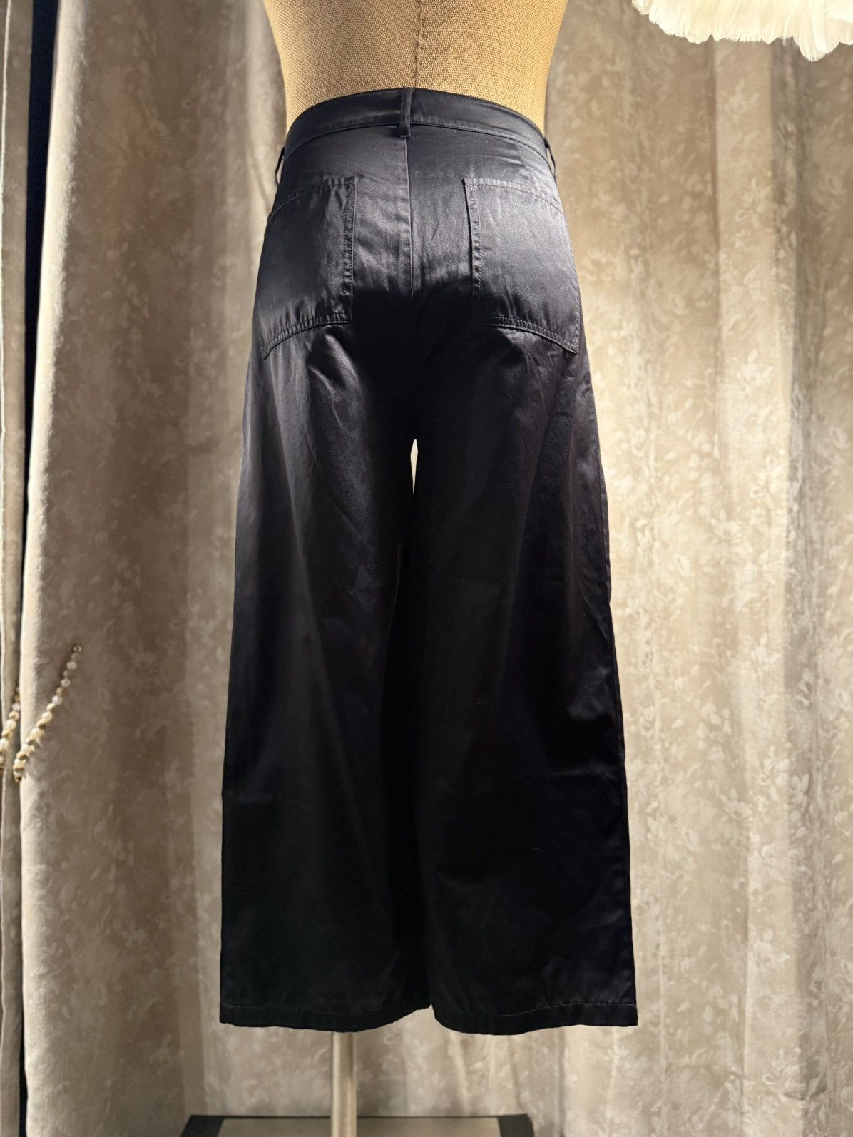 Asos Chic Black Satin Wide-Leg Pants – Elegant & Edgy Size US 29 - 7 Thumbnail
