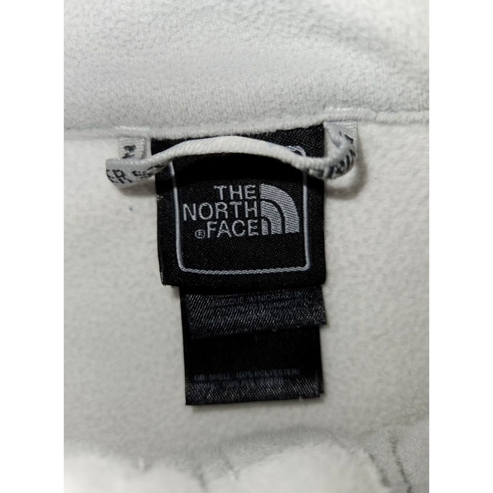 The North Face The North Face Women's Medium White Full Zip Fleece Jacket with Pockets Regular Fit Zip Pocket Zipped Pockets Solid Size M / US 6-8 / IT 42-44 - 2 Thumbnail