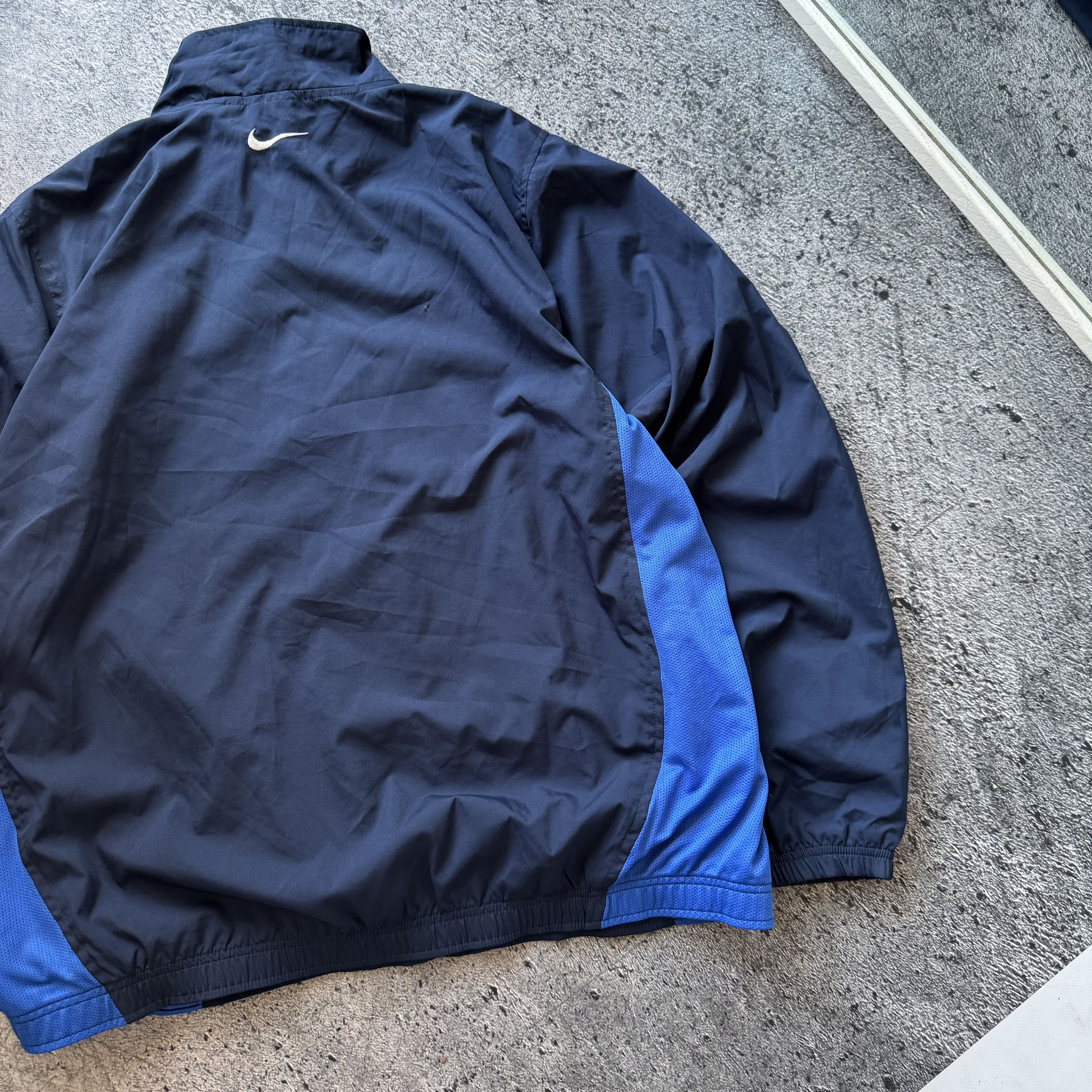 Nike vintage nike nylon jacket Size US XL / EU 56 / 4 - 8 Thumbnail