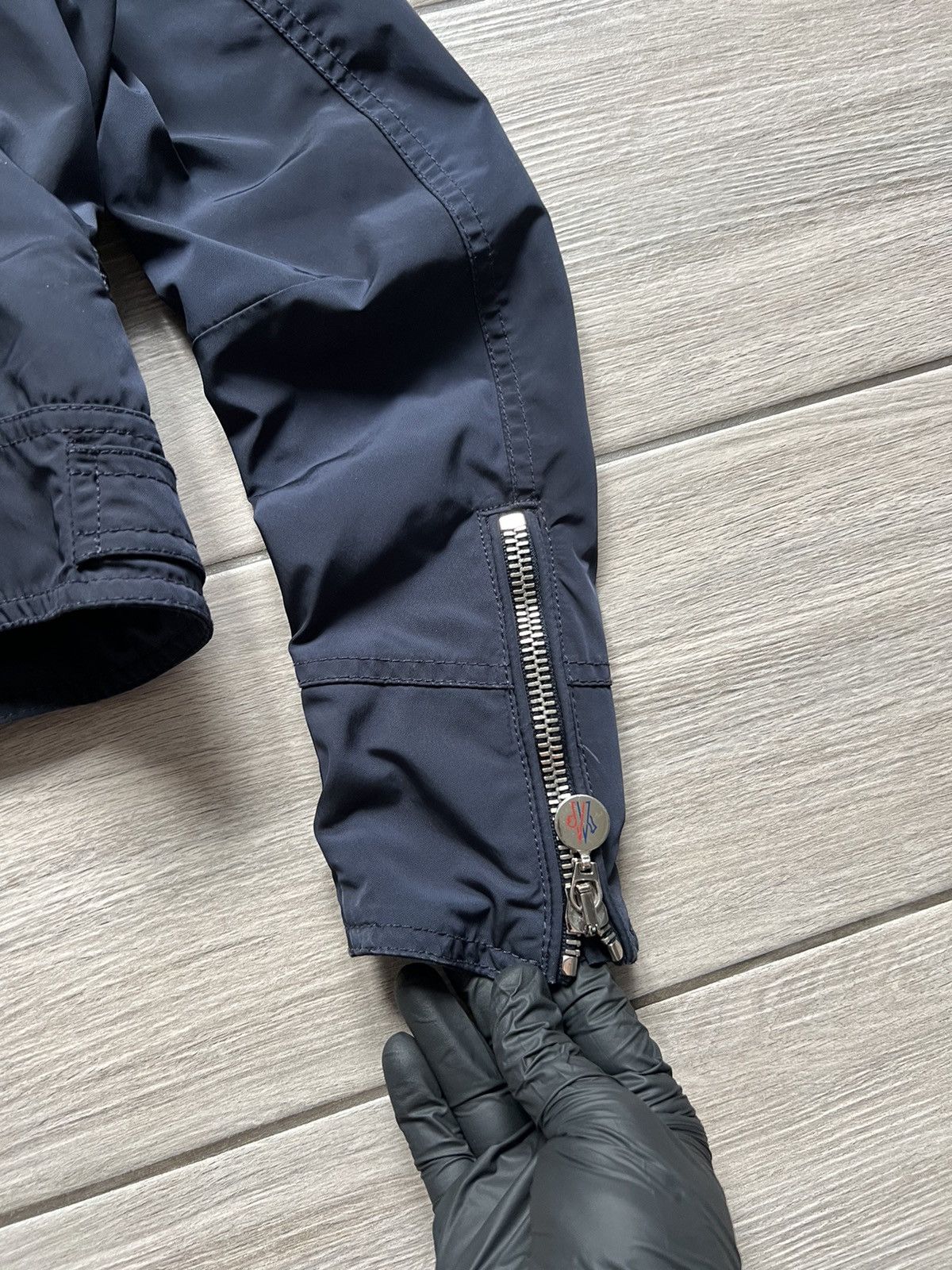 Moncler Moncler Jacket Navy Nylon Biker Chateaubriand Vintage Size S / US 4 / IT 40 - 20 Thumbnail