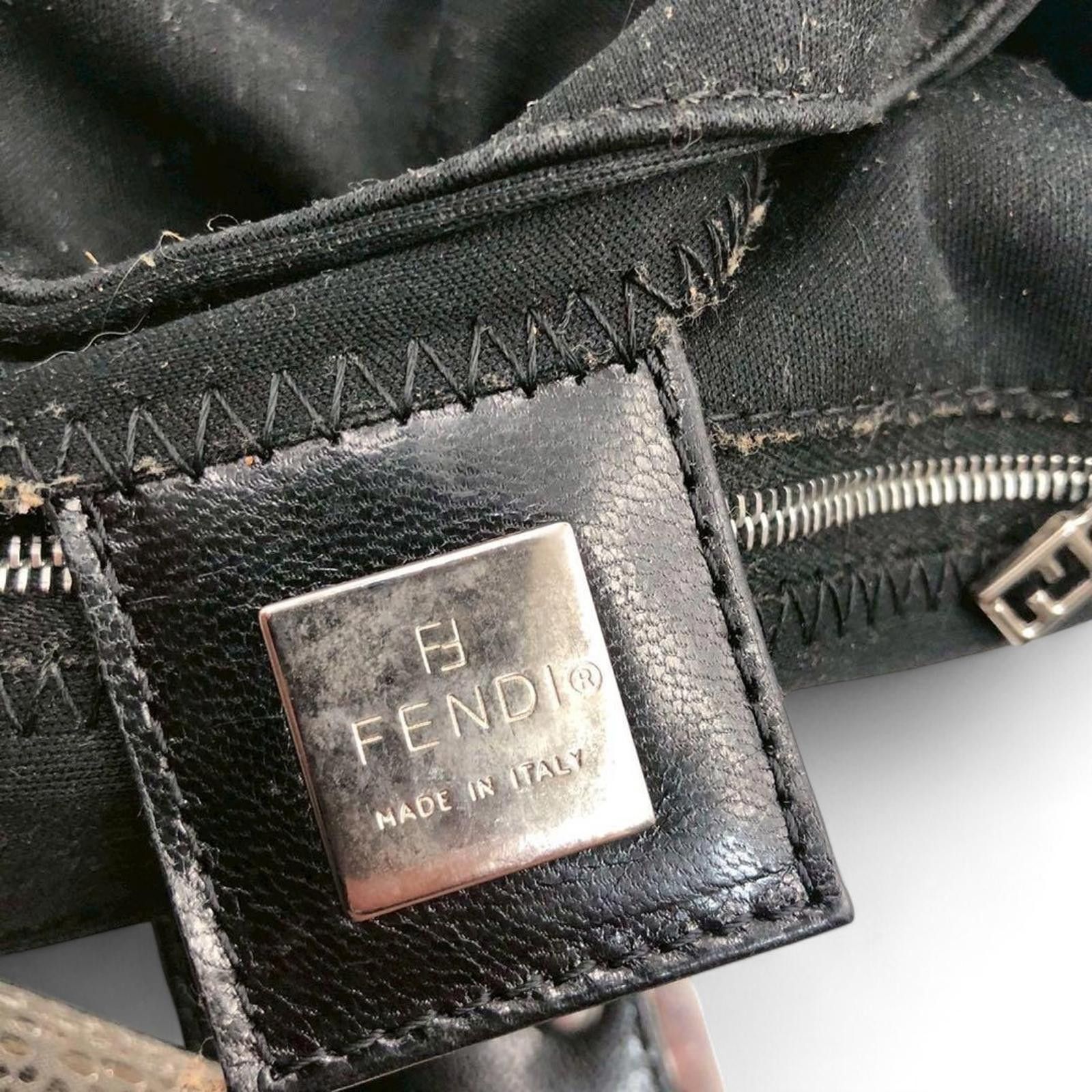 Fendi Fendi - Black Shoulder Bag Silver Buckle Detail Size ONE SIZE - 8 Thumbnail