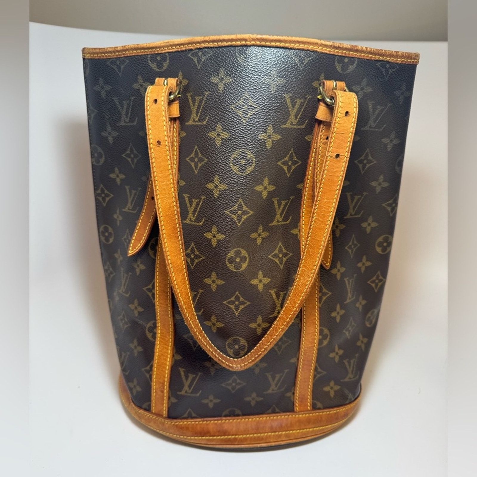 Louis Vuitton Louis Vuitton Bucket GM Monogram Tote Bag – Vintage 2003 Size ONE SIZE - 2 Thumbnail