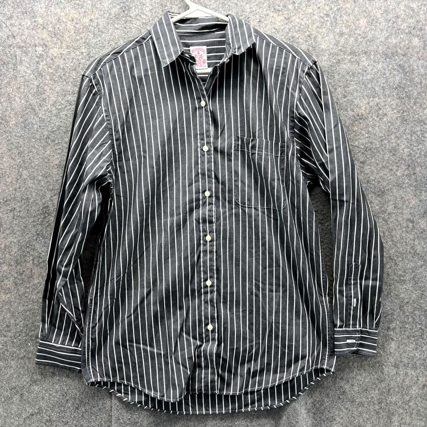 Brooks Brothers Brooks Brothers Shirt Women 4 Striped Button-Up Long Sleeve Black White Casual Business Womens Size 4 Regular Colorful All Seasons Size S / US 4 / IT 40 - 2 Thumbnail