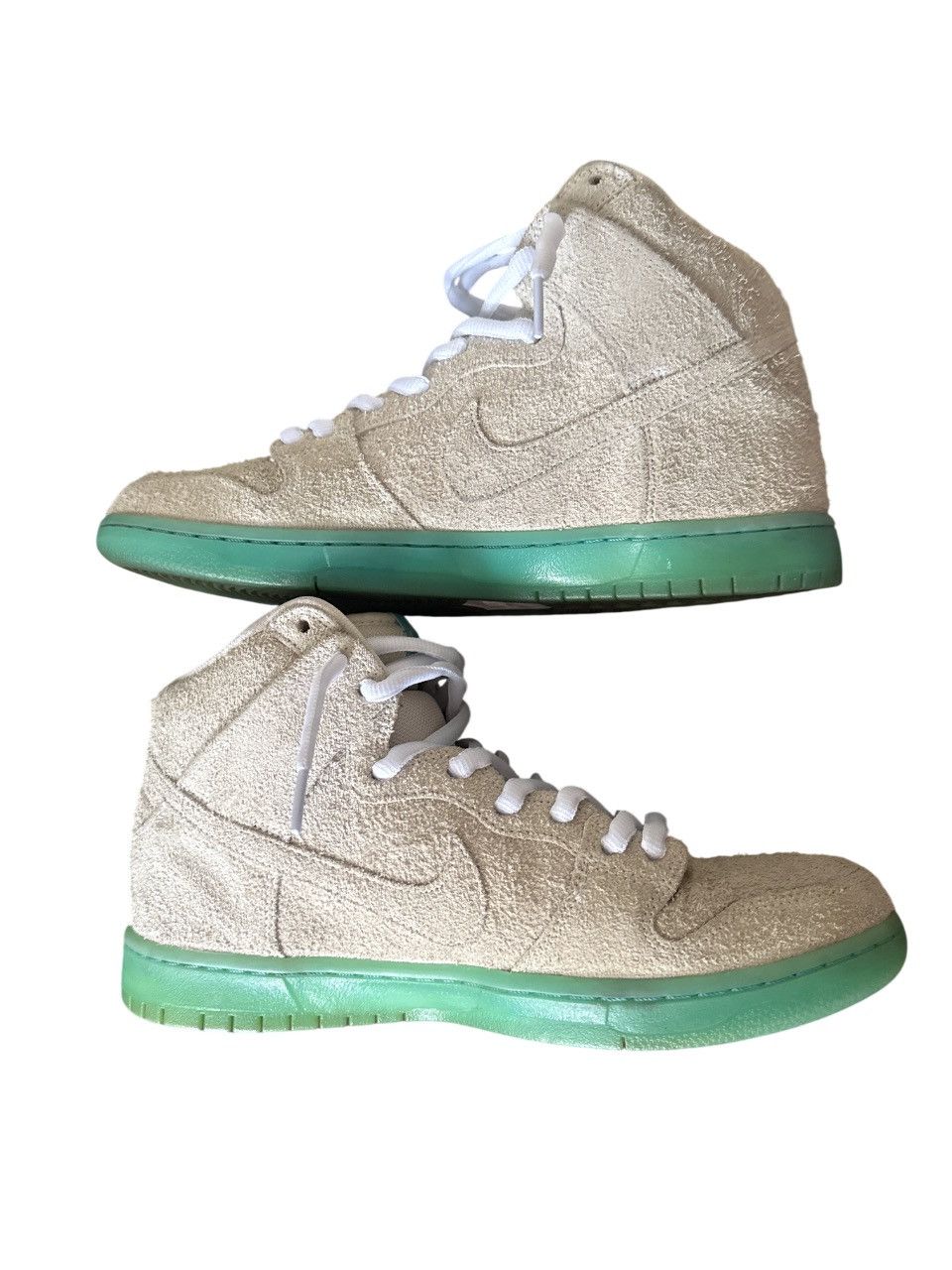 Nike Nike SB Dunk High “Chairman Bao” Size US 10.5 / EU 43-44 - 2 Thumbnail