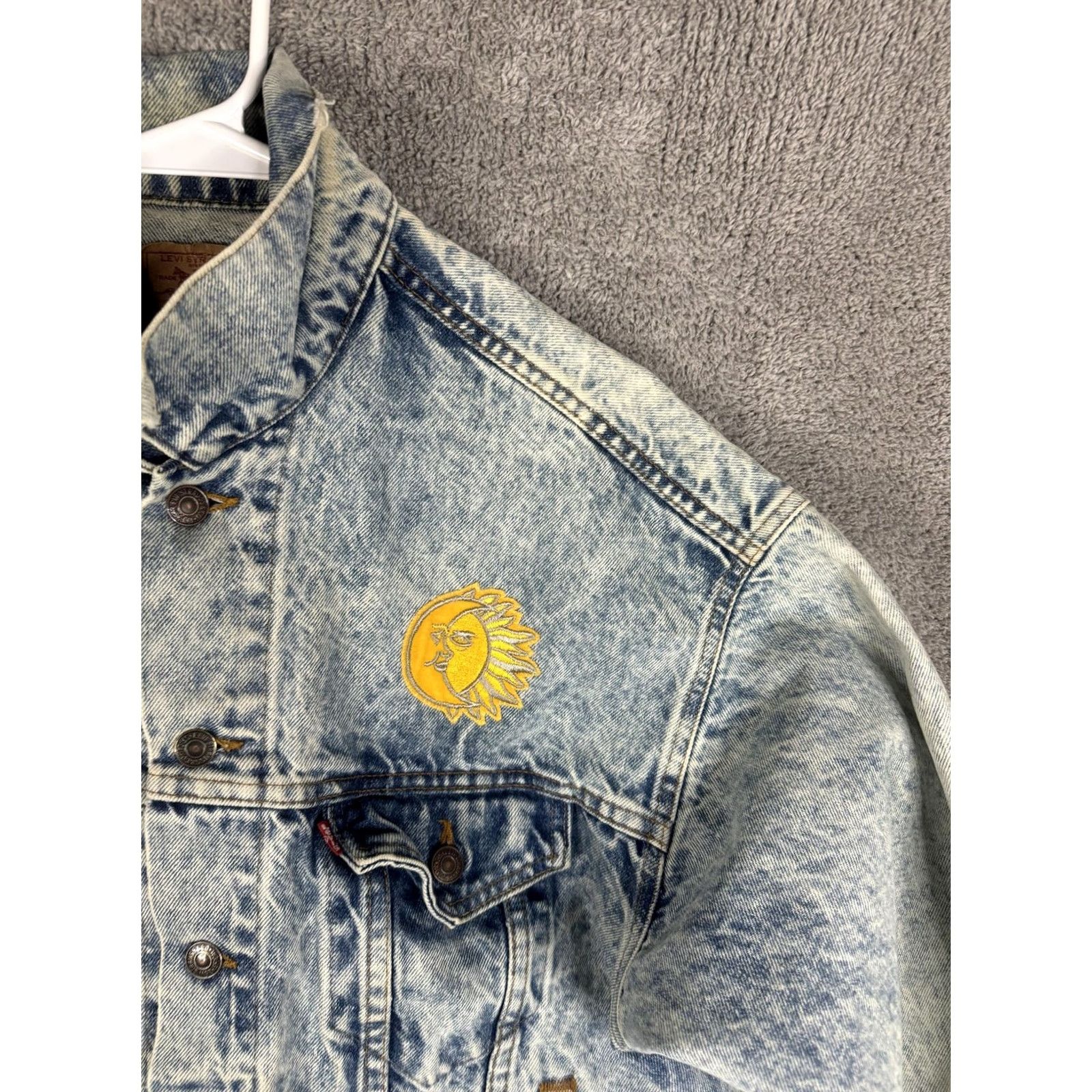 Levi's VINTAGE Levi's Jacket Mens L Denim Trucker Sun Flower 70507 90s Hippie Casual Cotton USA Size US L / EU 52-54 / 3 - 4 Thumbnail