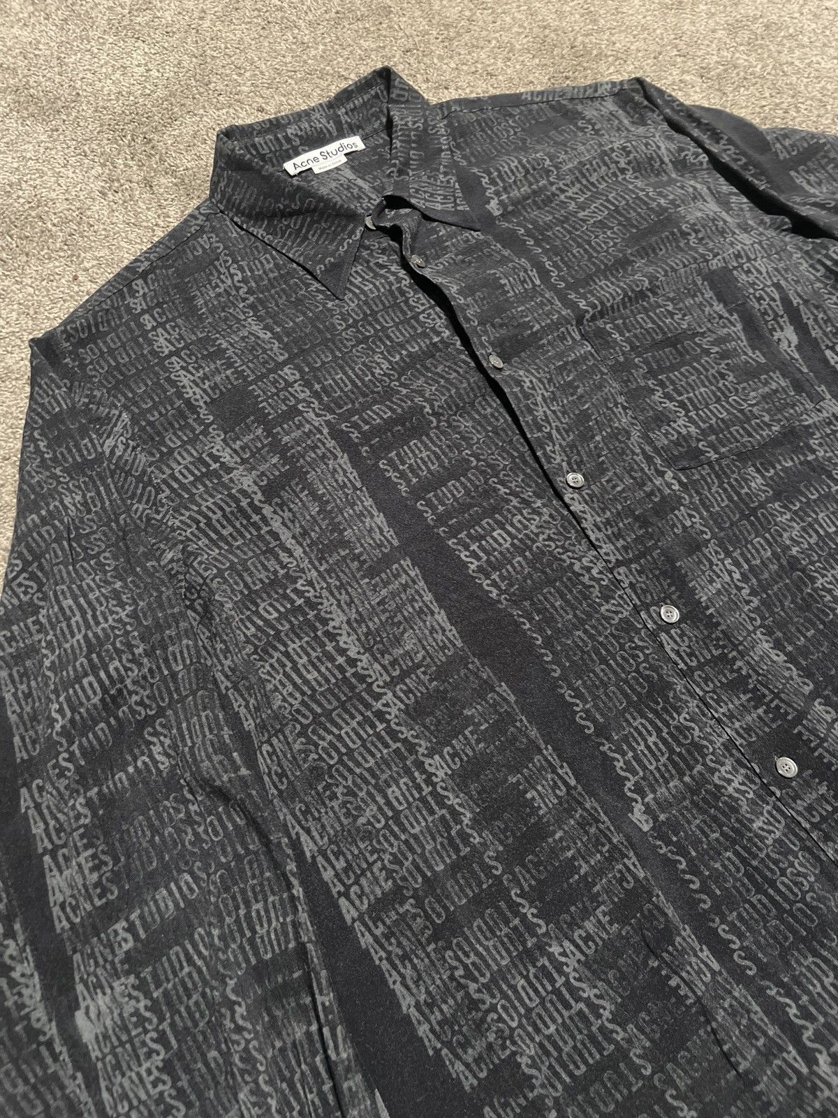 Acne Studios Acne Studios All Over Print Long Sleeve Button Up Size M Size US M / EU 48-50 / 2 - 4 Thumbnail