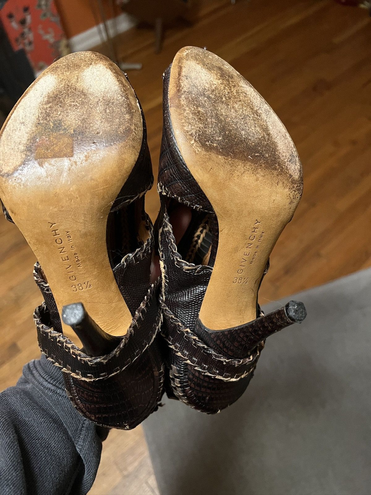 Givenchy Givenchy Crocodile Leather Heels Size US 7.5 / IT 37.5 - 5 Thumbnail