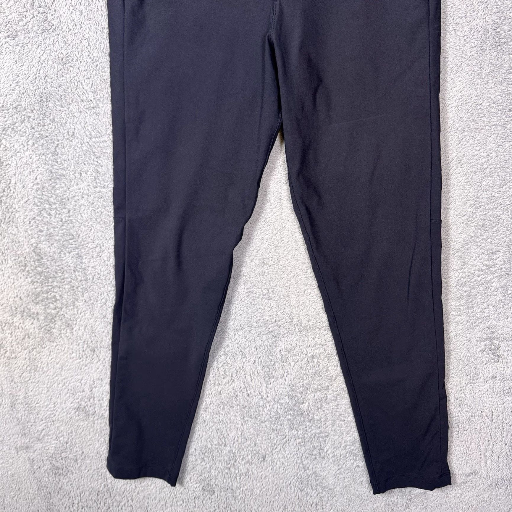 Lululemon Lululemon Commission Pants Mens 30x31 Black Slim Taper Tech ABC Chinos Stretch Size US 30 / EU 46 - 3 Thumbnail