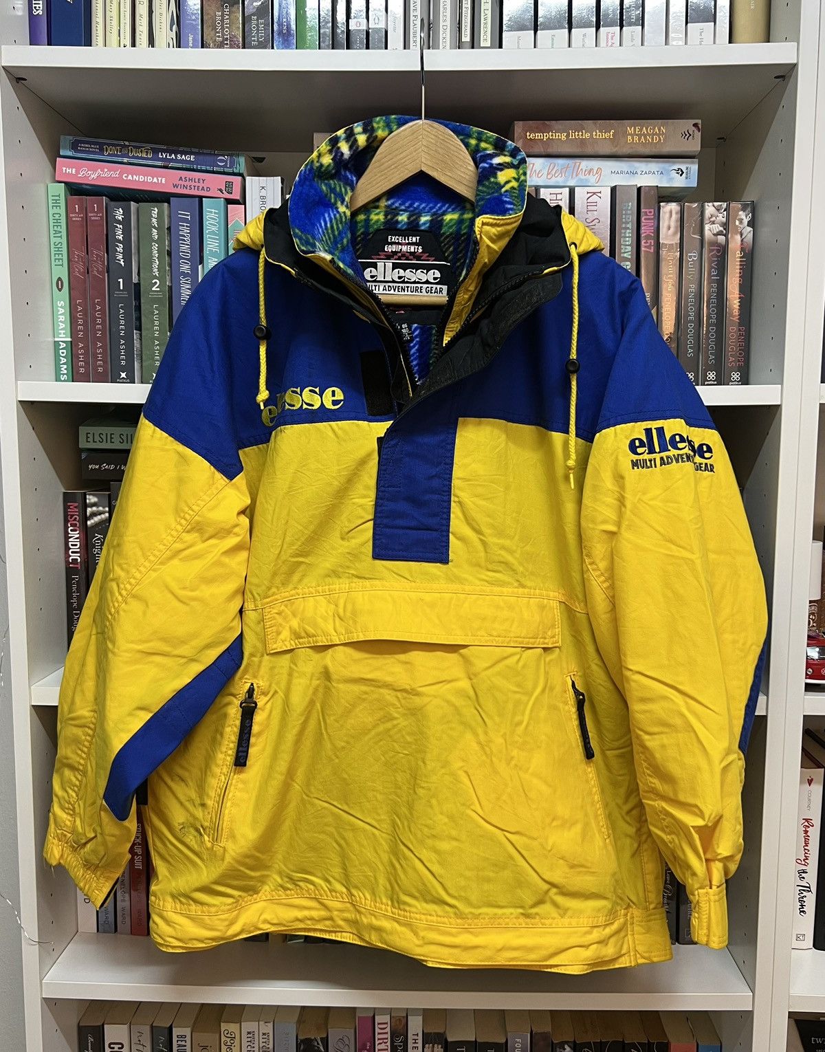 image of Ellesse Adventure Gear in Yellow, Men's (Size Small)