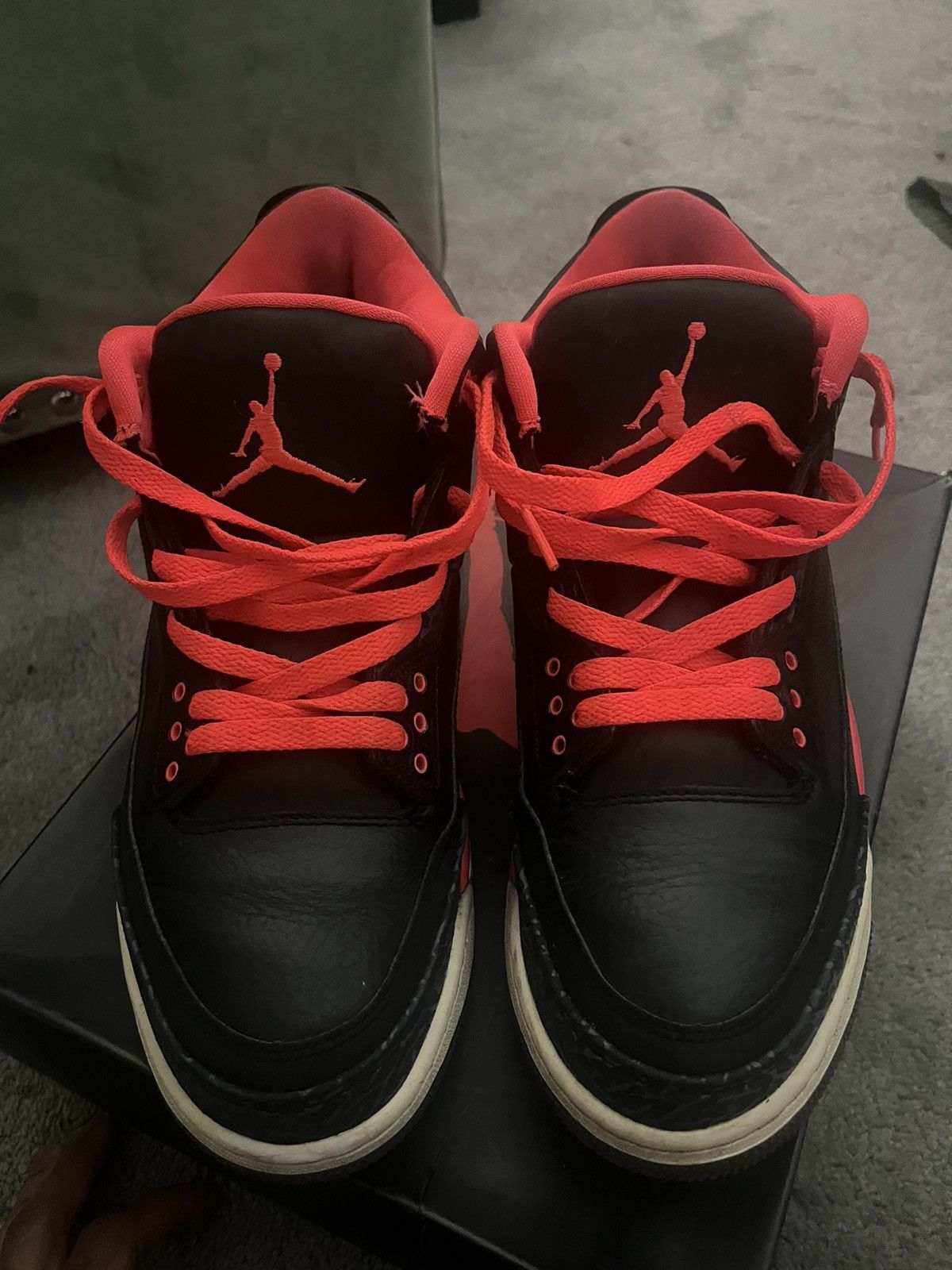 Jordan Brand 2012 Crimson 3’s 9.5 Size US 9.5 / EU 42-43 - 9 Thumbnail