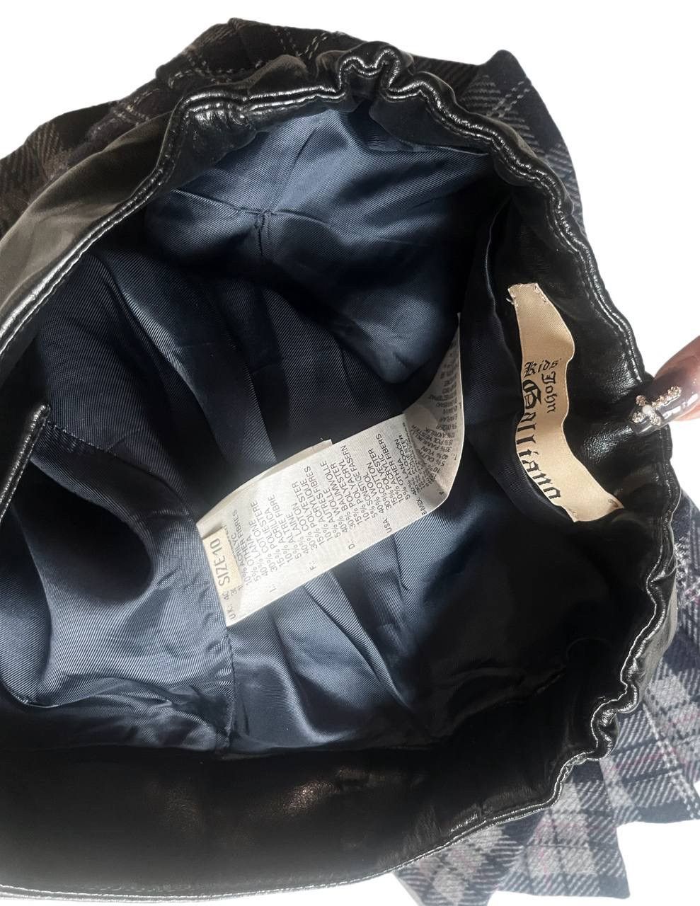 John Galliano John Galliano rare newspaper gazette mini skirt Size 26" / US 2 / IT 38 - 4 Thumbnail
