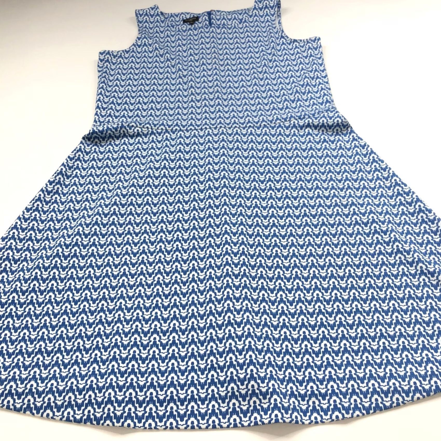 Talbots Talbots Dress Plus 1X? Sleeveless A-Line Knee Length Blue All Over Print Size XL / US 12-14 / IT 48-50 - 5 Thumbnail