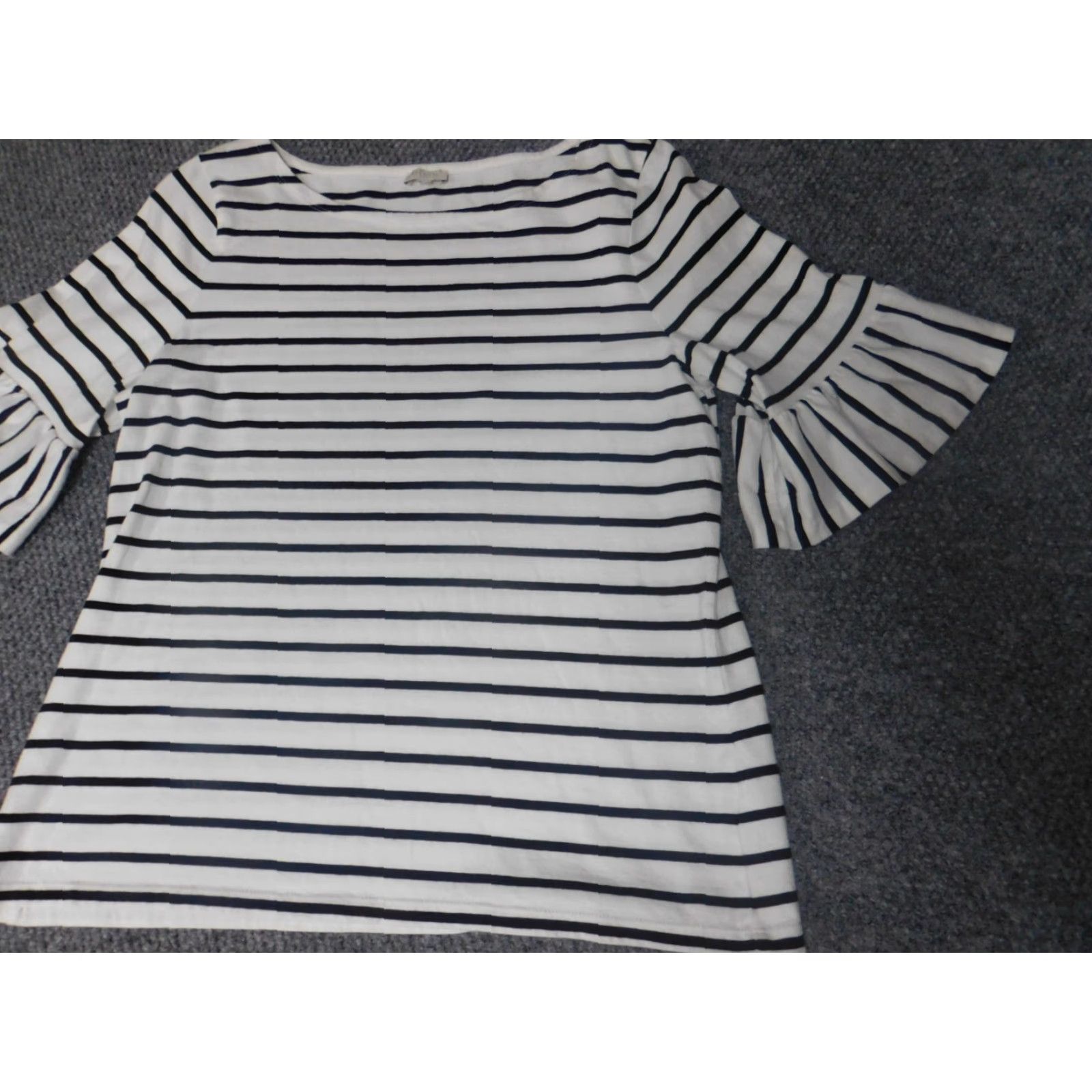 Talbots Talbots Blouse Shirt XL White Striped Bell Sleeve Round Neck Pullover Ruffle Cotton Women's Regular Basic casual Size XL / US 12-14 / IT 48-50 - 3 Thumbnail