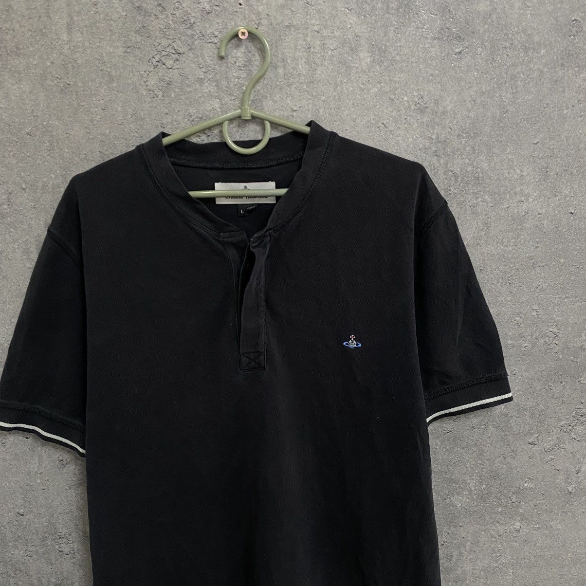 Vivienne Westwood Vivienne Westwood Polo T-Shirt Rare Retro Hype Y2K Size US L / EU 52-54 / 3 - 4 Thumbnail
