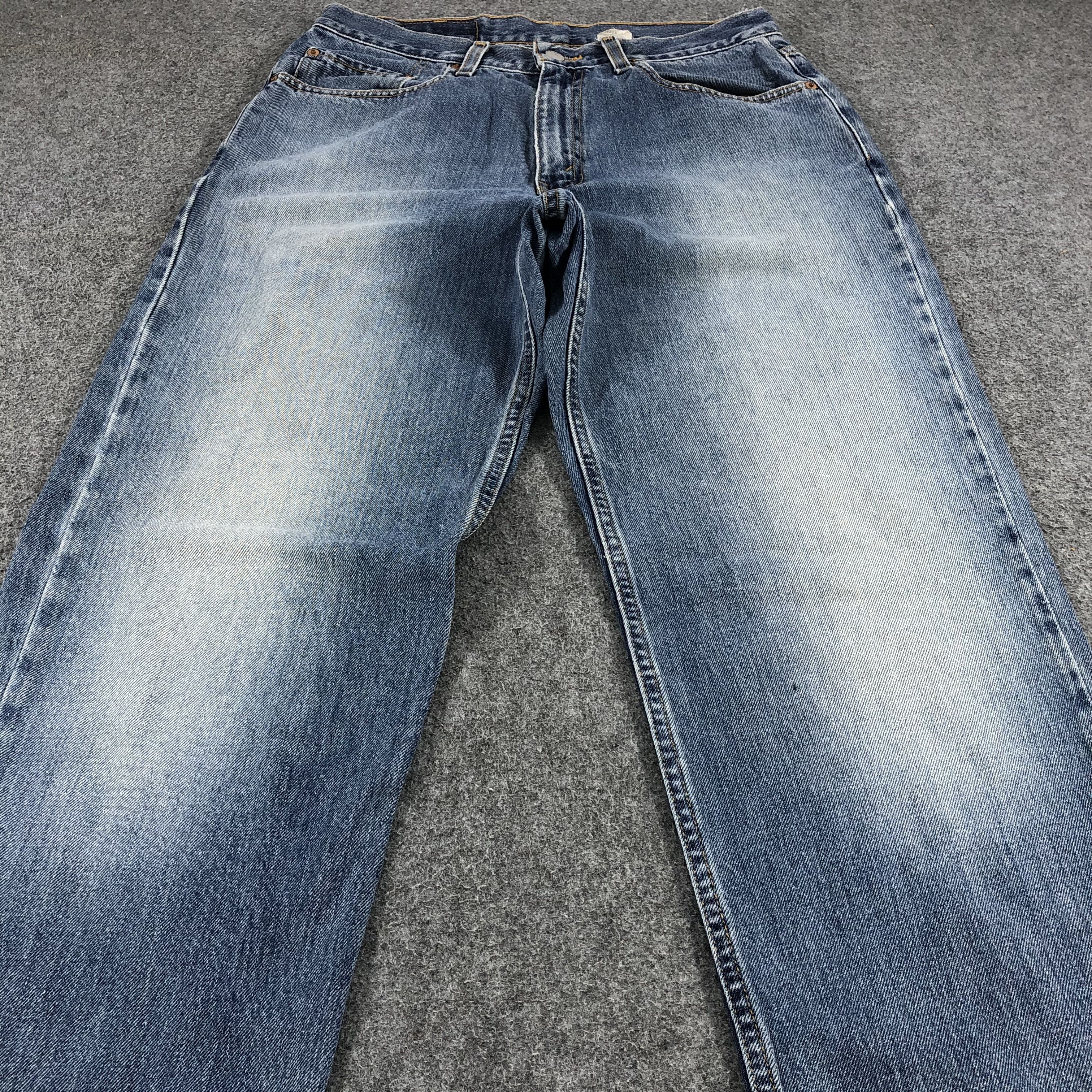 Levi's Vintage Levis 550 Jeans Faded Blue Stone Wash Denim-J990 Size US 32 / EU 48 - 3 Thumbnail