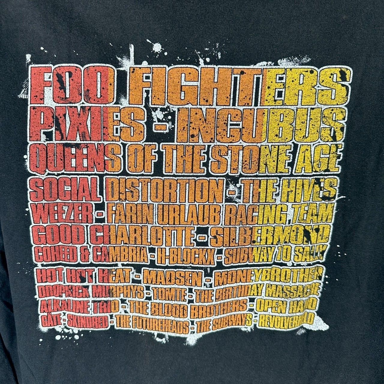 Vintage ​​​​​​​​​​​2005 High Field Foo Fighters Pixies Incubus​ Tee Size US M / EU 48-50 / 2 - 4 Thumbnail