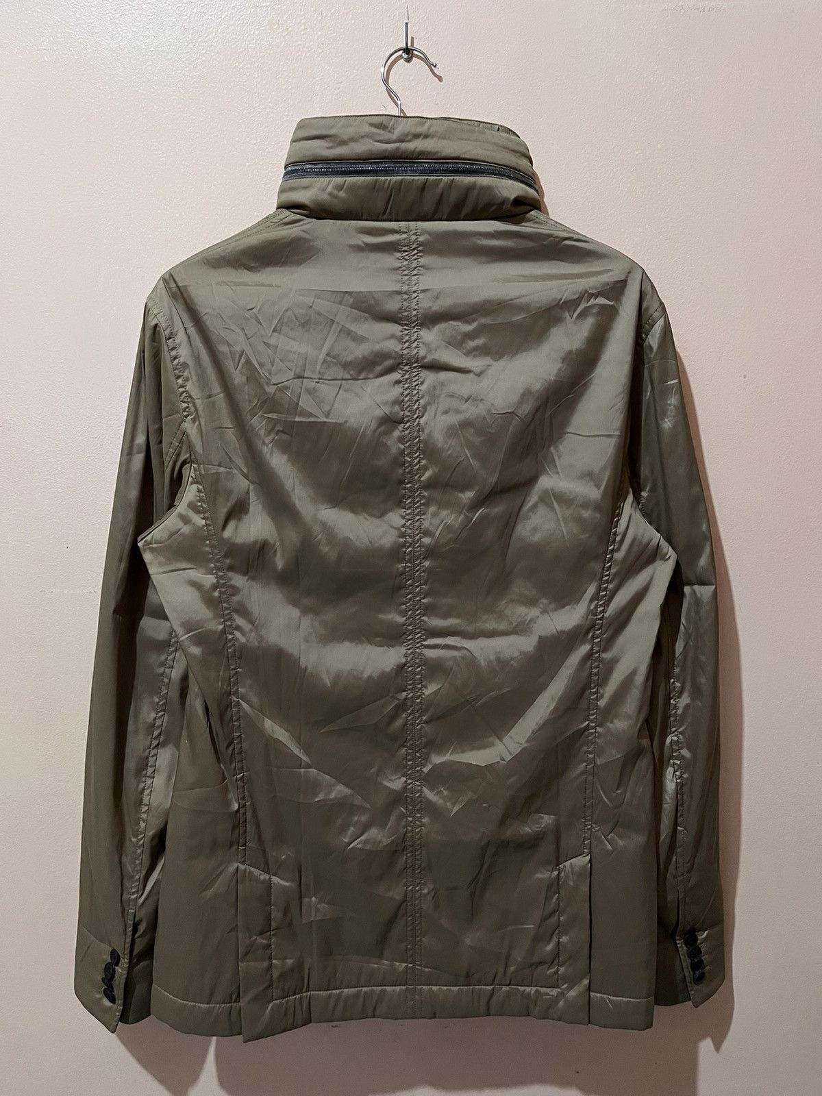 Louis Vuitton Louis Vuitton - Assymetrical Zipper - Technical Jacket Size US M / EU 48-50 / 2 - 13 Thumbnail