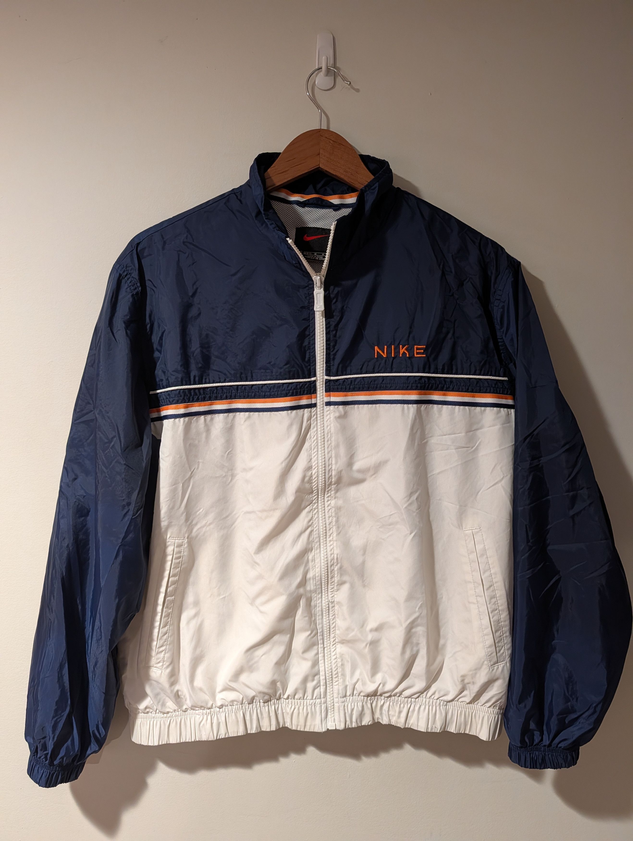 Nike VTG 90s Nike Windbreaker Jacket Mini Swoosh Youth M 8-10 Size US M / EU 48-50 / 2 - 1 Thumbnail