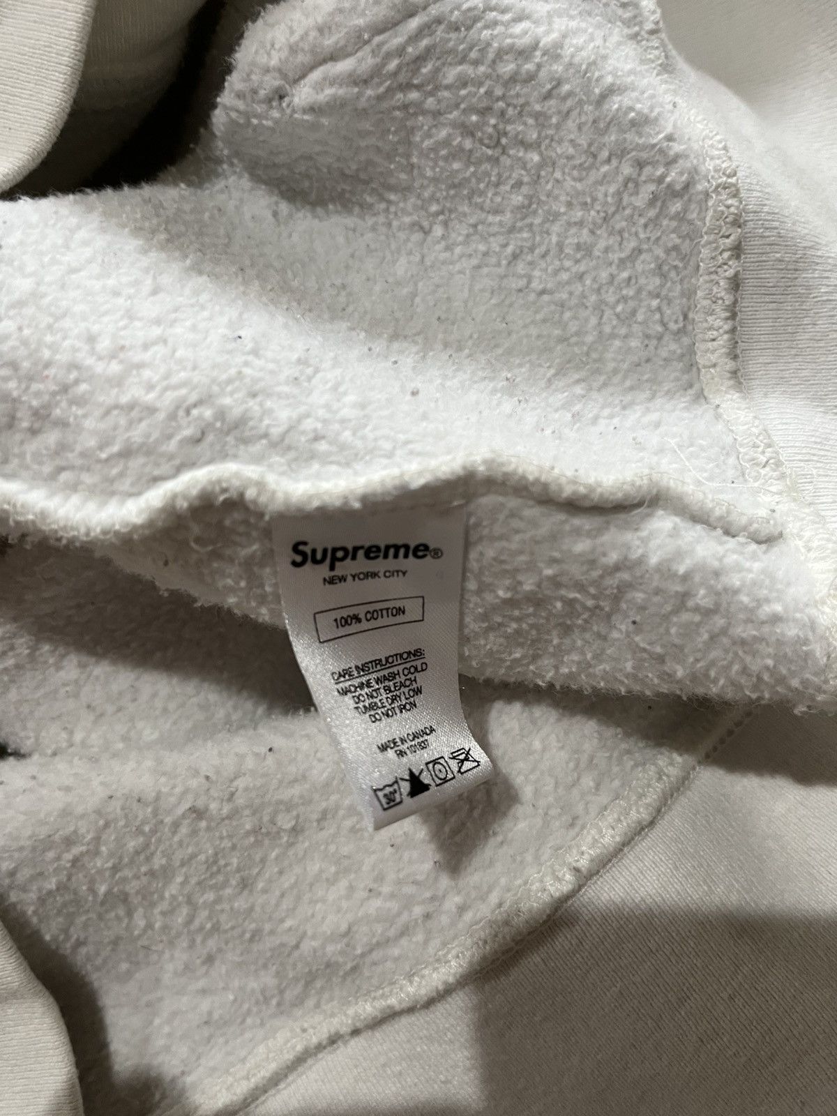 Supreme Supreme S/S17 Vampirella Hooded Sweatshirt Size US M / EU 48-50 / 2 - 6 Thumbnail