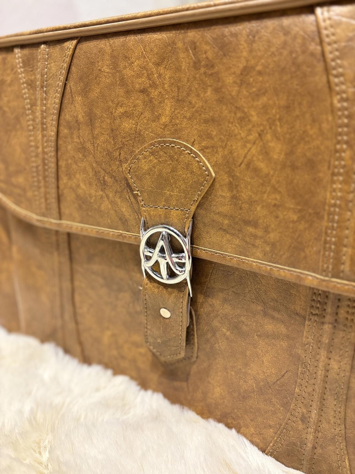 Other Vintage Large Travel Suitcase Size ONE SIZE - 2 Thumbnail