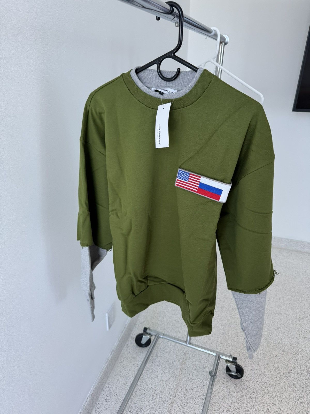 Gosha Rubchinskiy GOSHA RUBCHINSKIY DOUBLE SLEEVE FLAG SWEAT Size US M / EU 48-50 / 2 - 6 Thumbnail