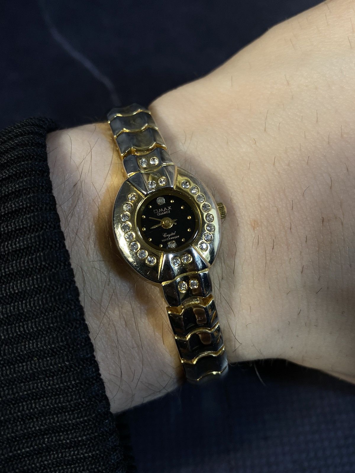 Japanese Brand × Vintage Crystal Black Dial Bracelet Watch with Rhinestones Size ONE SIZE - 4 Thumbnail