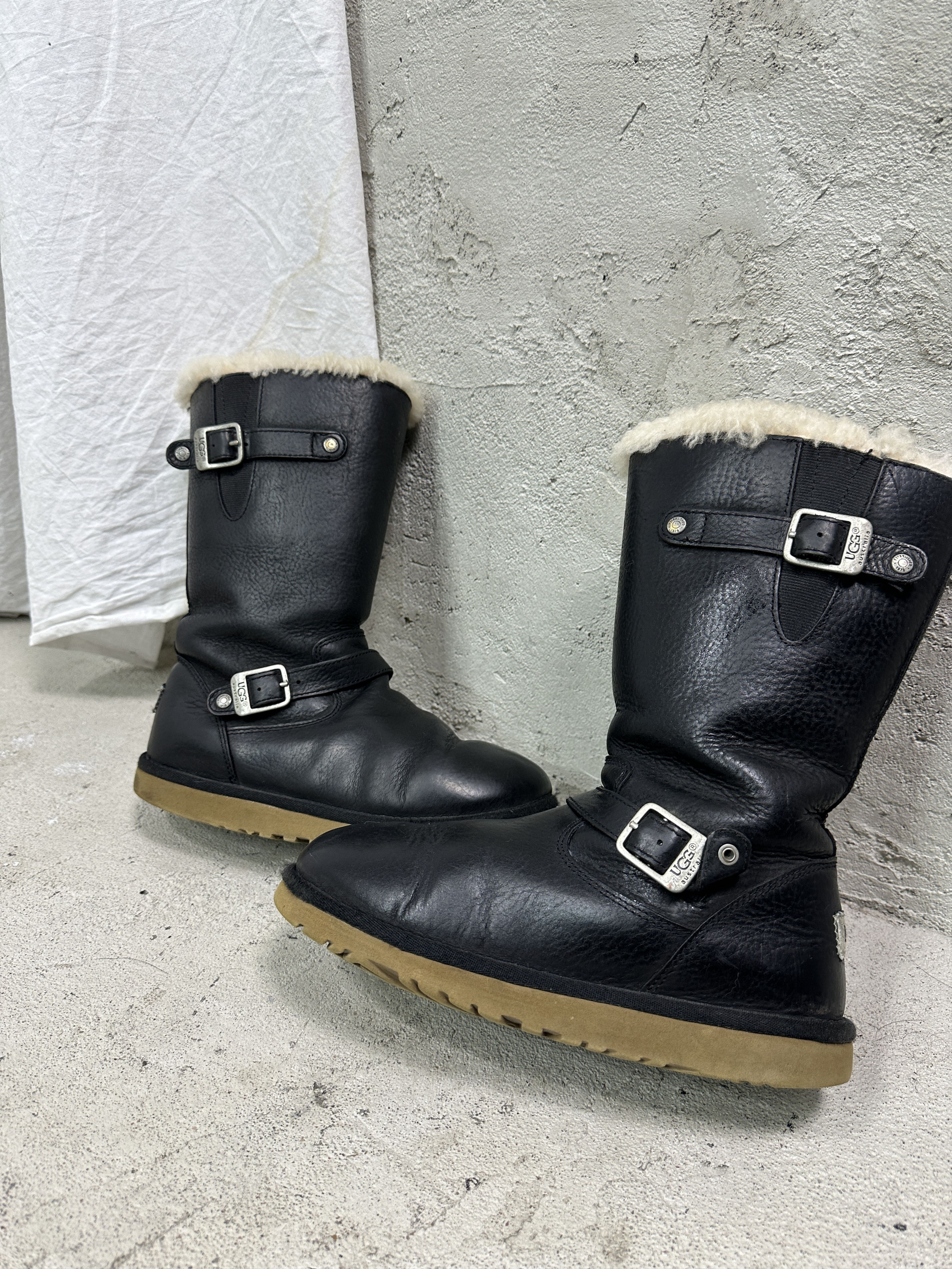 Ugg Vintage Avant Garde Leather Bluckled UGG Boots Y2K Size US 5 / IT 35 - 1 Thumbnail