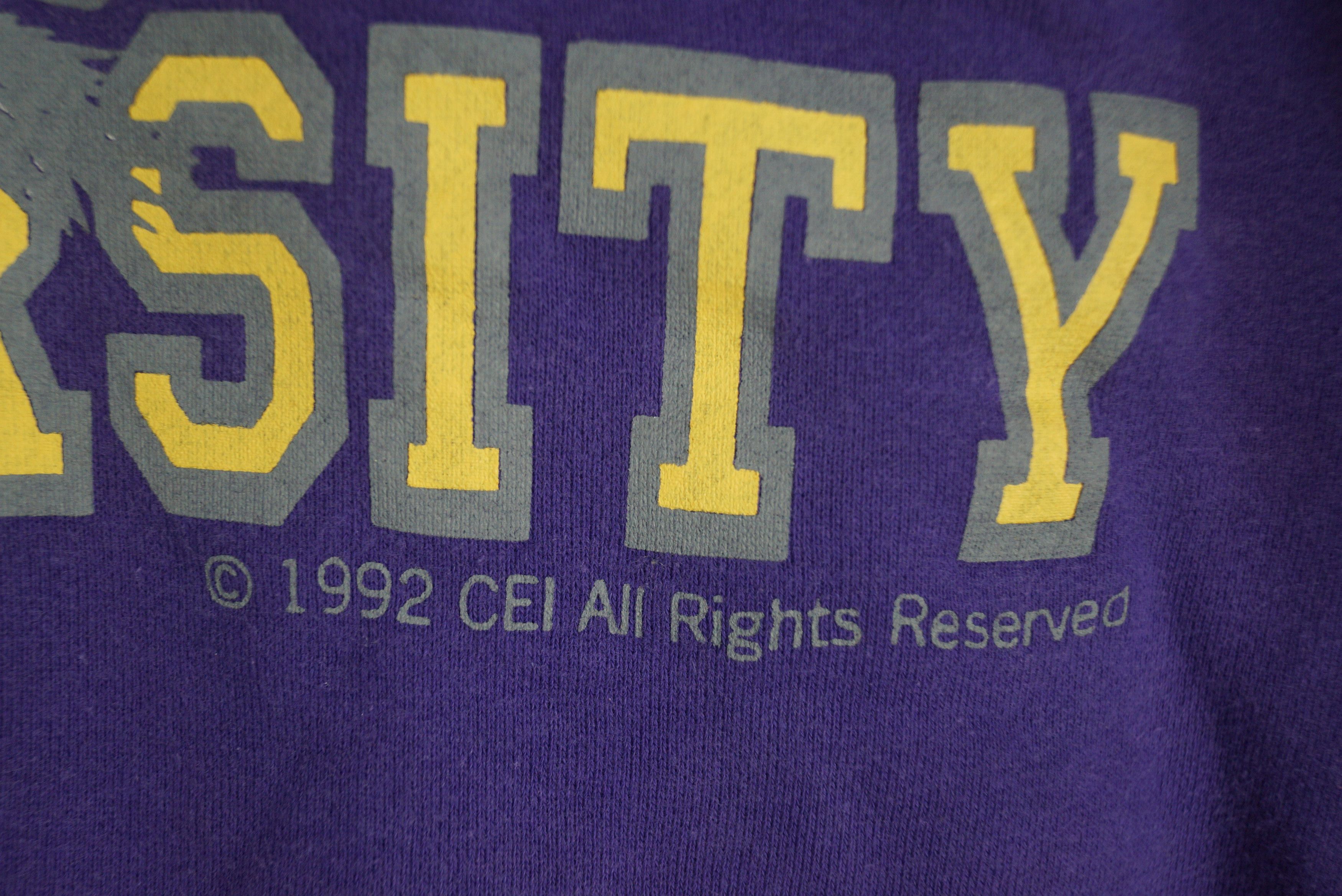 Vintage U.S College Sweasthirt Rare Design Size US L / EU 52-54 / 3 - 7 Thumbnail