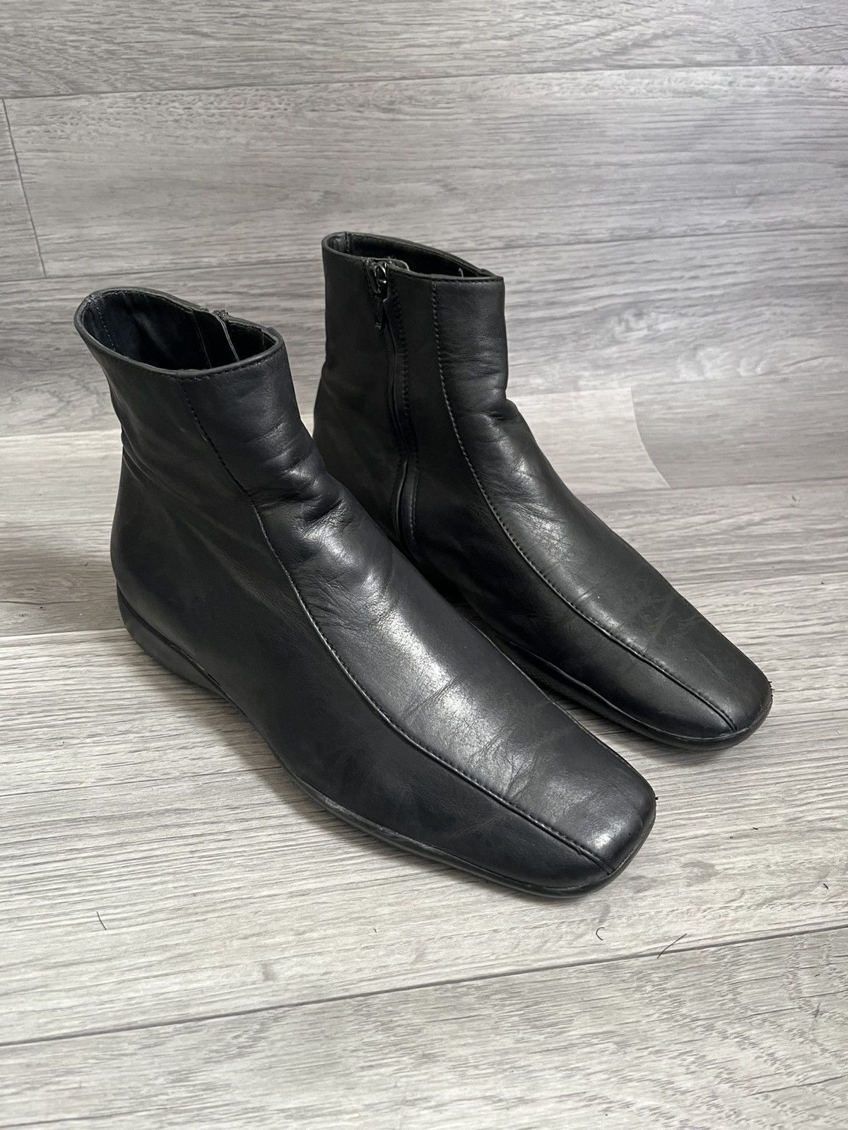Prada Prada linea rossa chelsea short ankle boots Y2k sz 38 Size US 8 / IT 38 - 7 Thumbnail