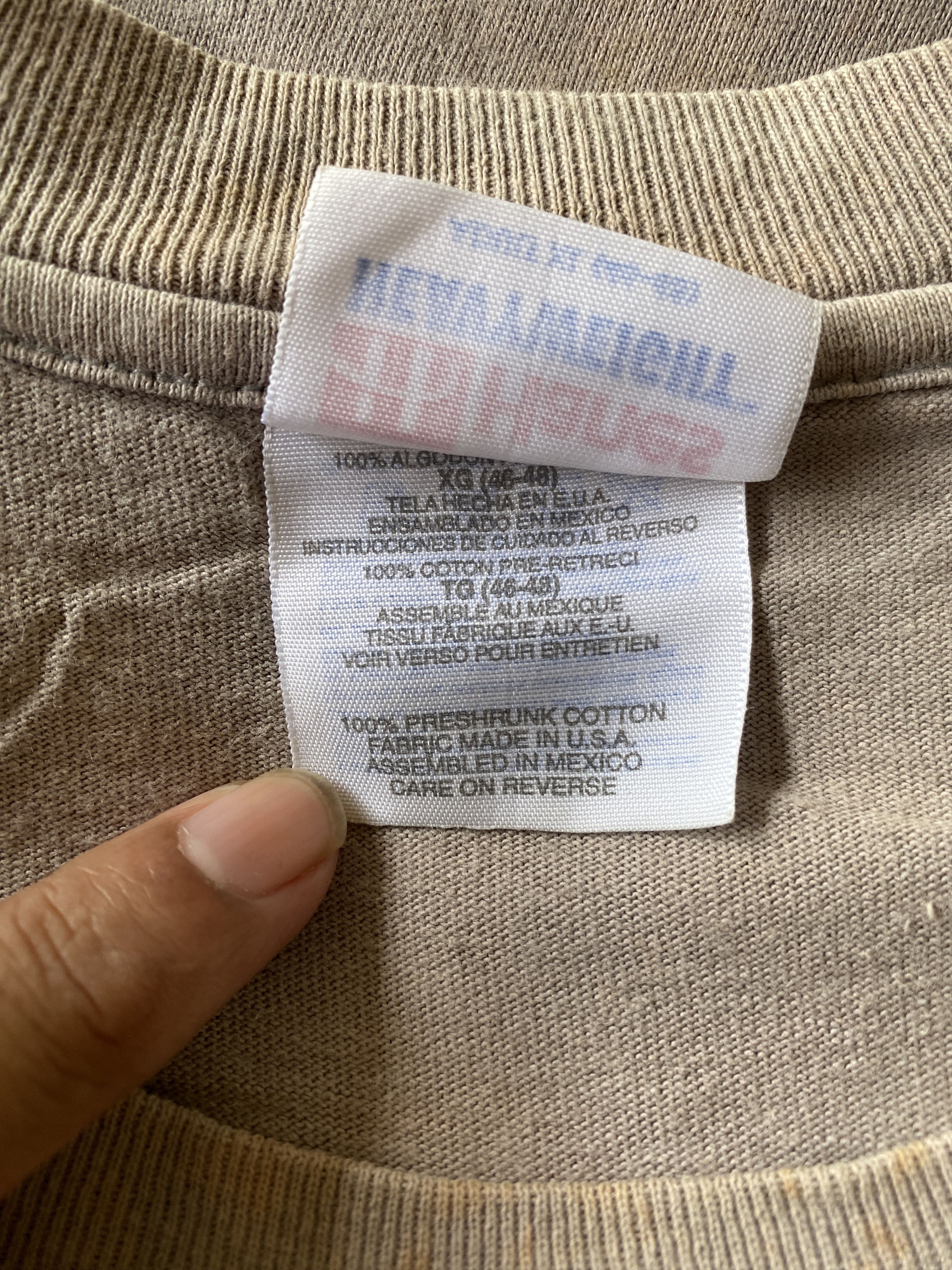 Hanes VINTAGE 90’ STURGLS MOTORCYCLE T SHIRT Size US XL / EU 56 / 4 - 12 Thumbnail