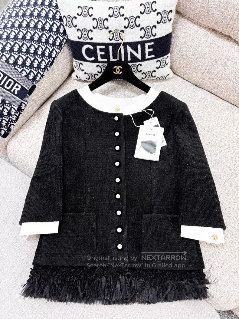 Chanel Chanel Long-sleeved coat with white tassels Size XS / US 0-2 / IT 36-38 - 1 Thumbnail