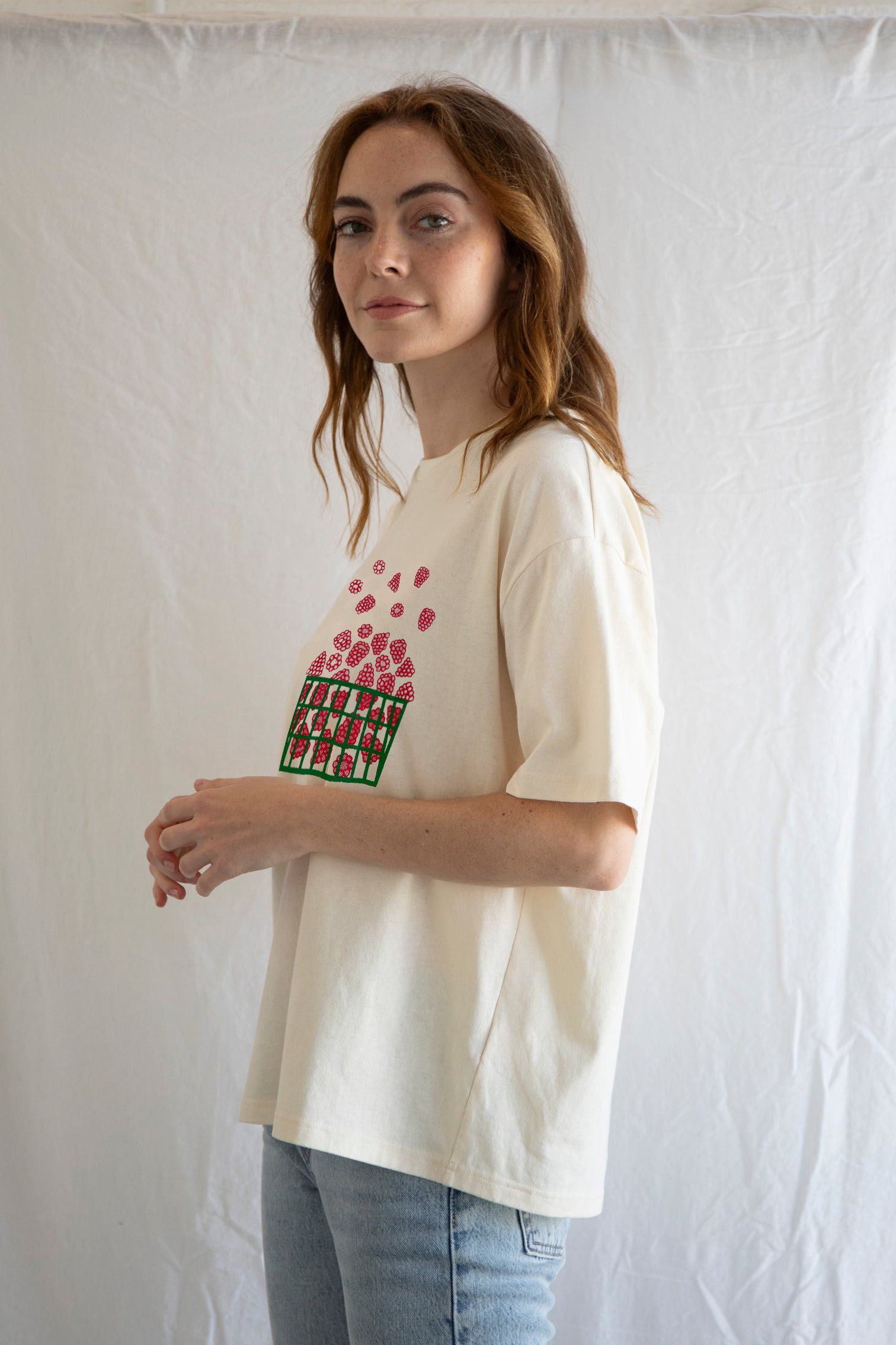 The Unbranded Brand Raspberry Shirt, Fruit Lover Graphic Tee, Screen T-Shirt Size US S / EU 44-46 / 1 - 2 Thumbnail