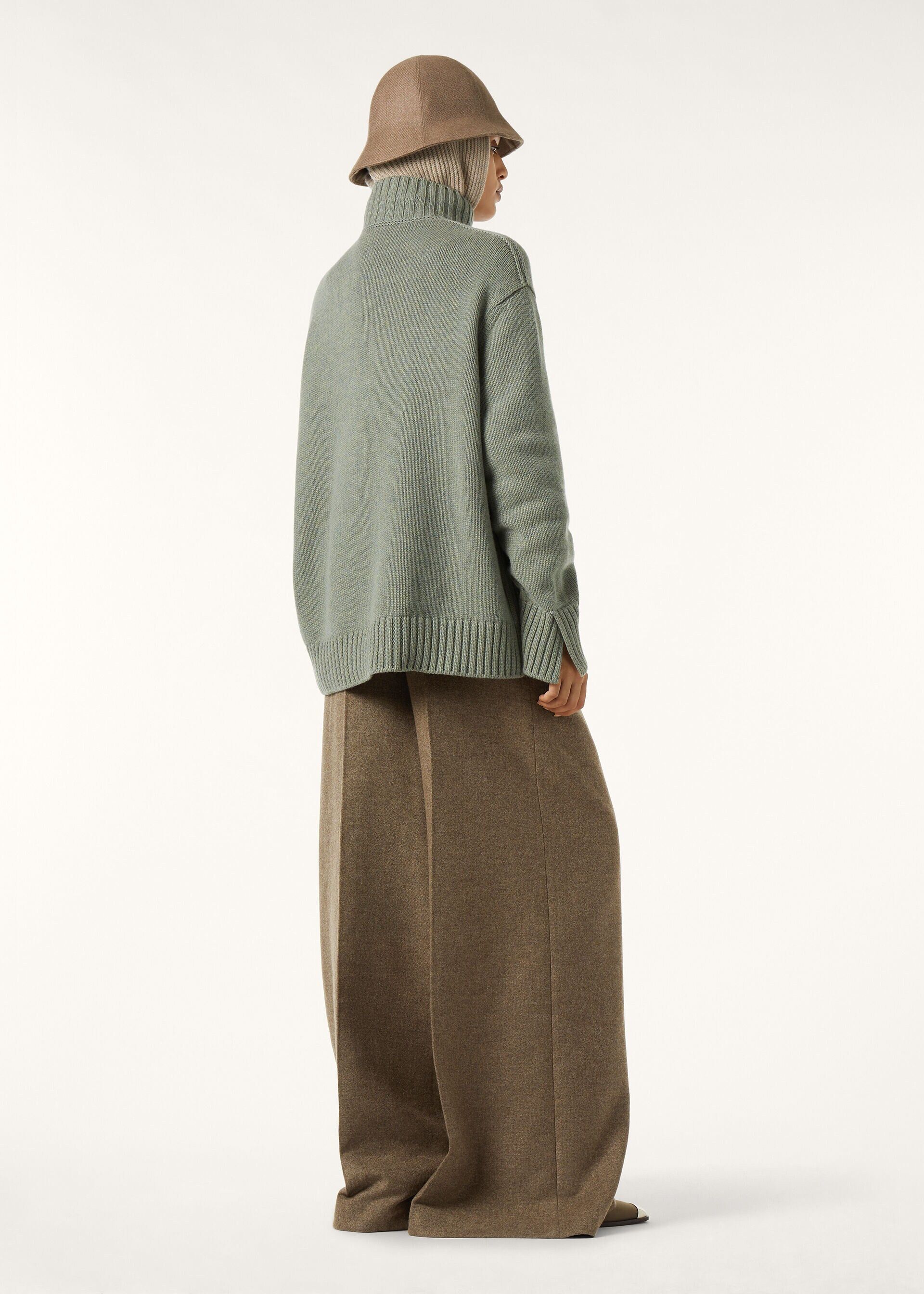 Loro Piana os11x0426 FRW0018 Parksville Turtleneck Sweater in Green Size XS / US 0-2 / IT 36-38 - 5 Thumbnail