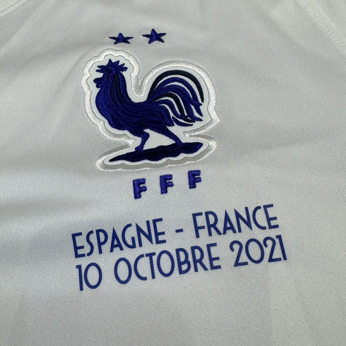 Nike France 20/21 away shirt #10 Mbappe (bnwt) Size US XL / EU 56 / 4 - 4 Thumbnail