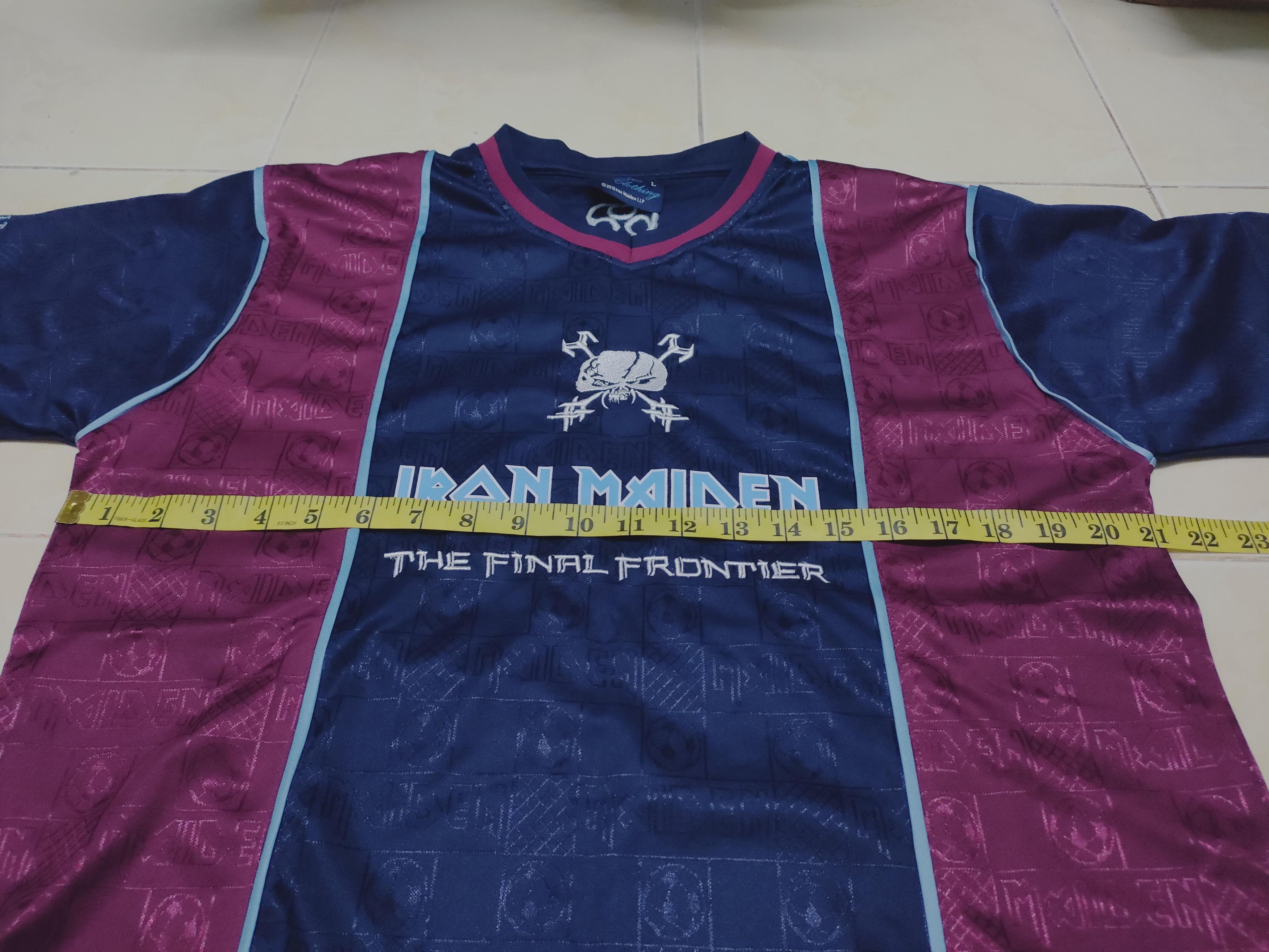 Band Tees × Iron Maiden × Vintage Vintage Iron Maiden Football Retro Final Frontier Jersey Tee Size US L / EU 52-54 / 3 - 6 Thumbnail
