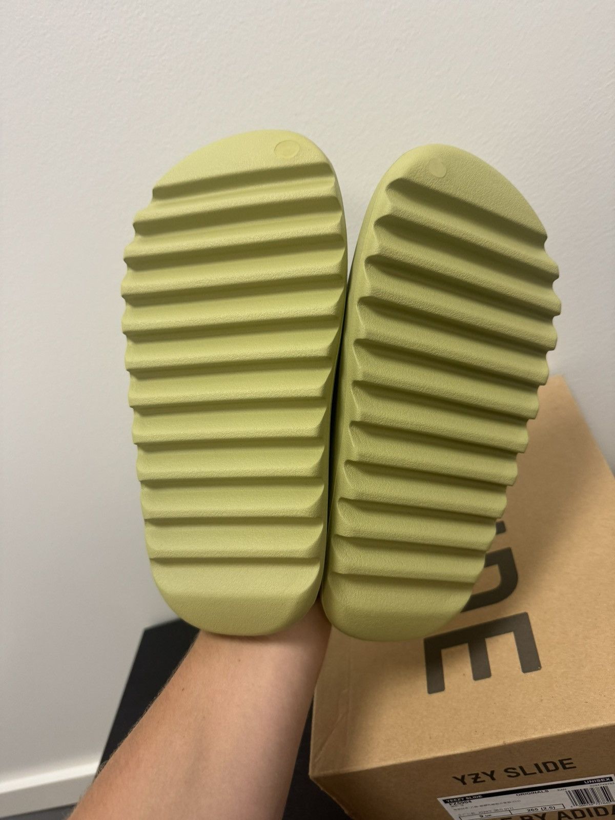 Yeezy Yeezy slide resin Size US 9 / EU 42 - 5 Thumbnail