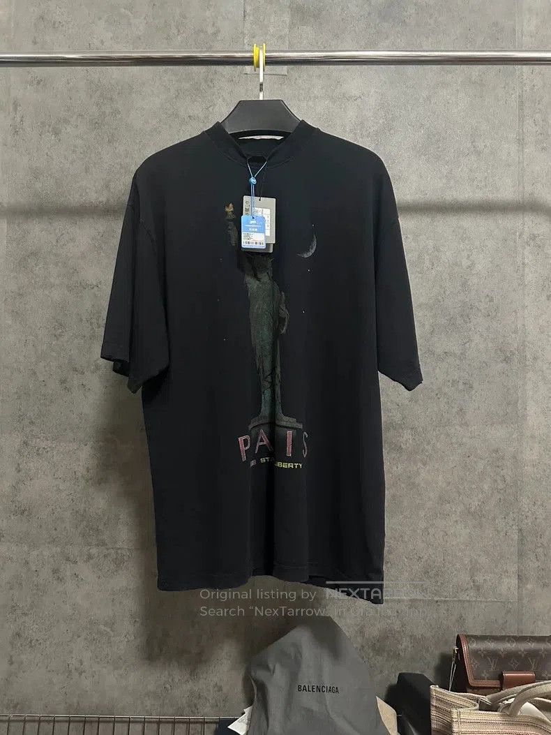 Balenciaga Balenciaga Statue Destroyed Short Sleeve Tee. Size US M / EU 48-50 / 2 - 1 Thumbnail
