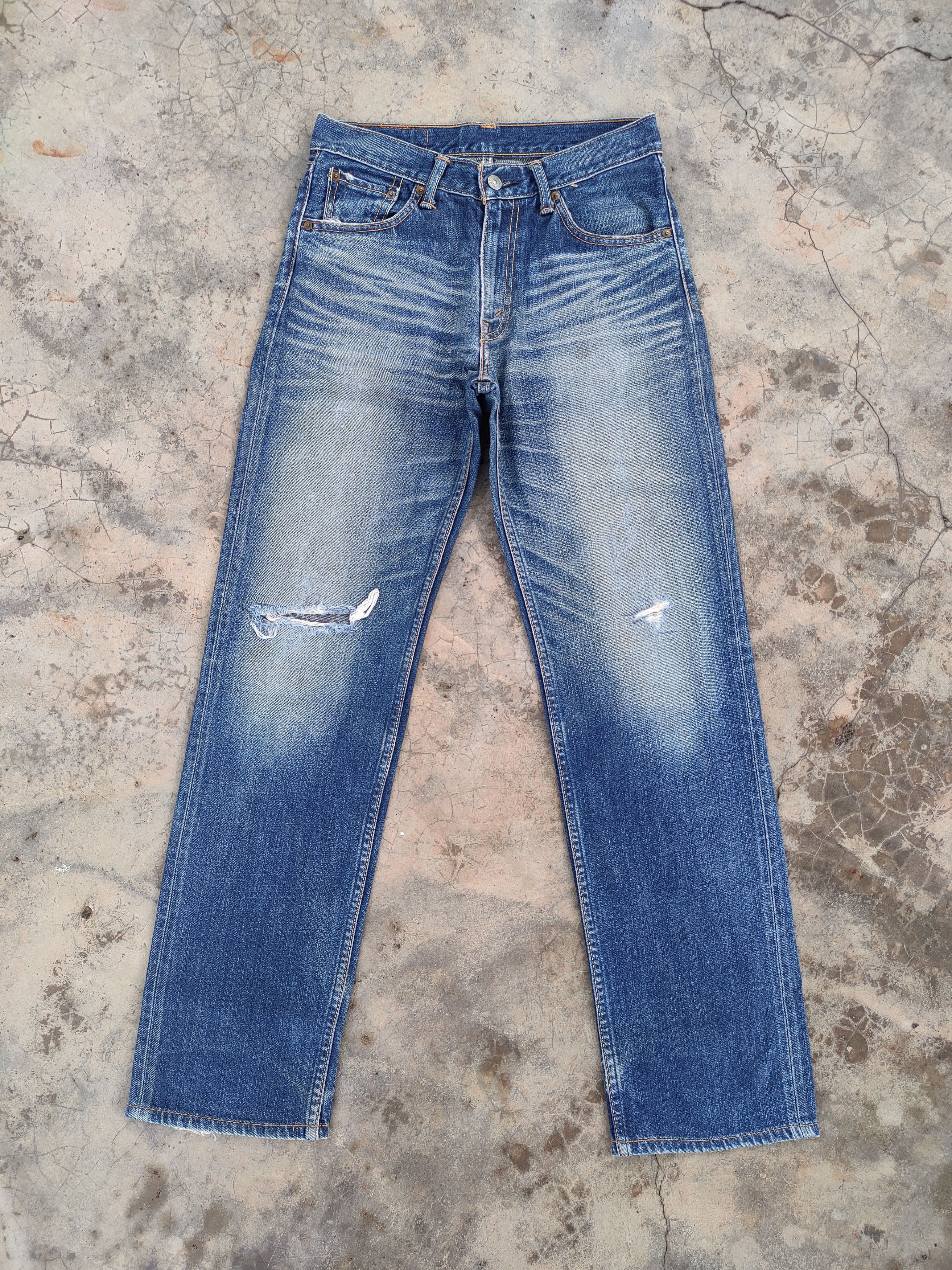 Jean × Levi's VINTAGE LEVI'S 702 RIPPED JEANS DENIM PANTS Size US 30 / EU 46 - 1 Thumbnail