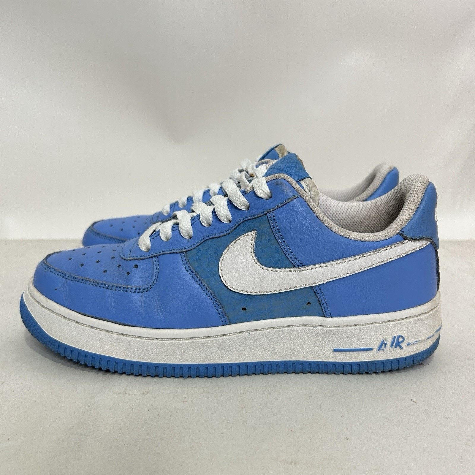 Nike Nike Air Force 1 ‘07 WMNS “University Blue White” Size US 7 / IT 37 - 6 Thumbnail