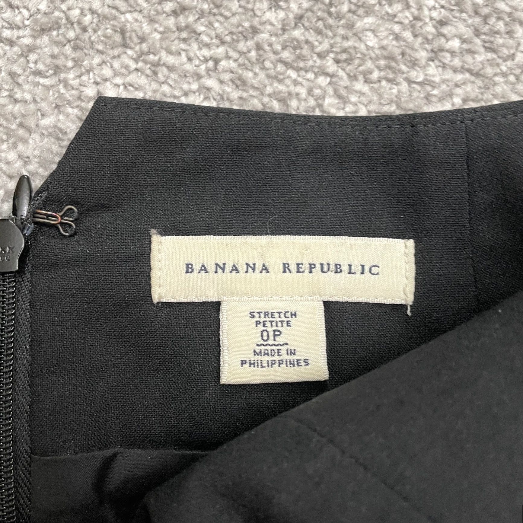 Banana Republic Banana Republic Skirt Womens 0P Knee Length Pencil Wool Black Stretch Slit X-Body Ready Size 25" / US 0 / IT 36 - 6 Thumbnail