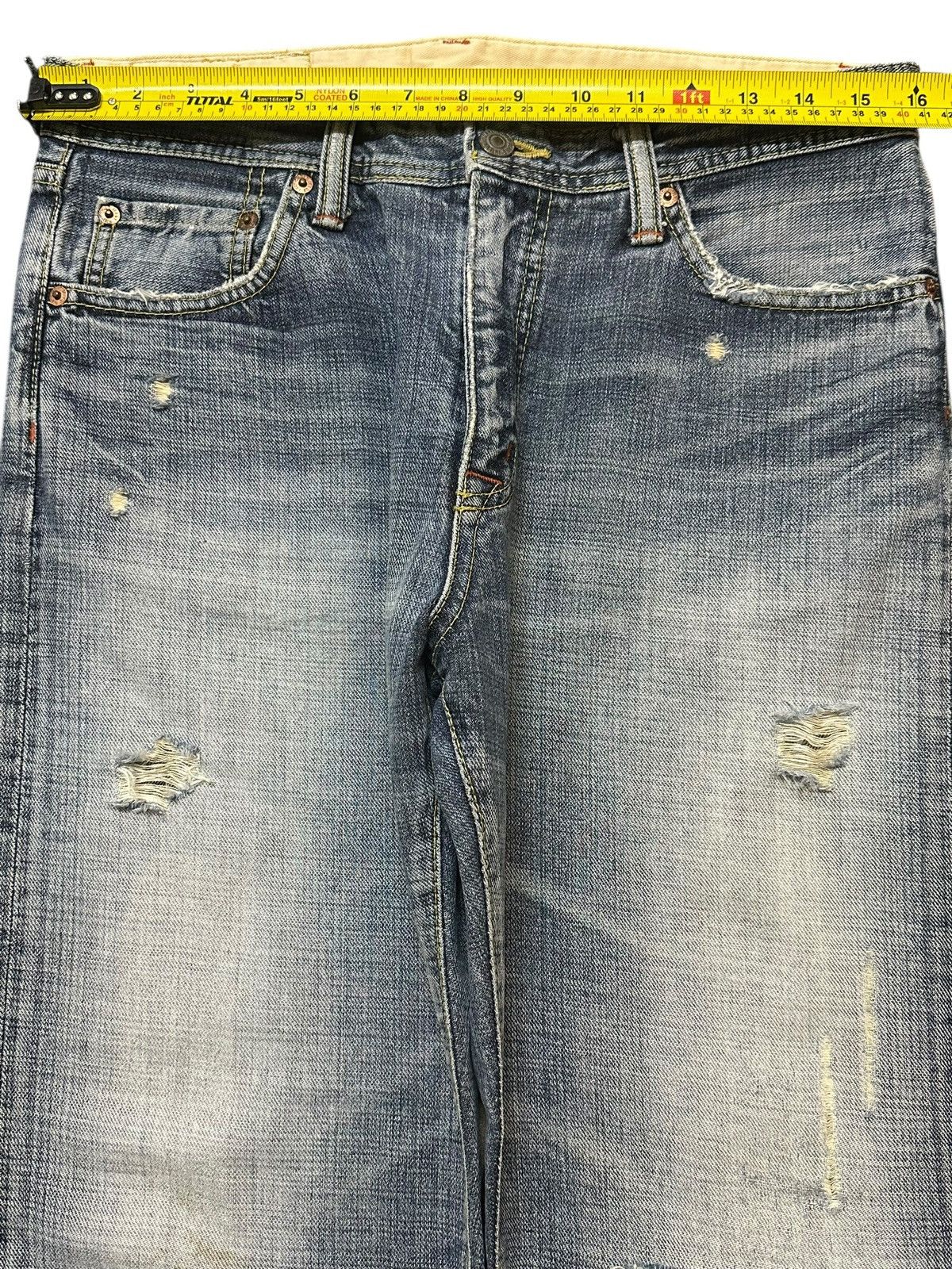 Japanese Brand Vintage Japanese Brand Faded Wash Distressed Loose Jeans Size US 32 / EU 48 - 11 Thumbnail